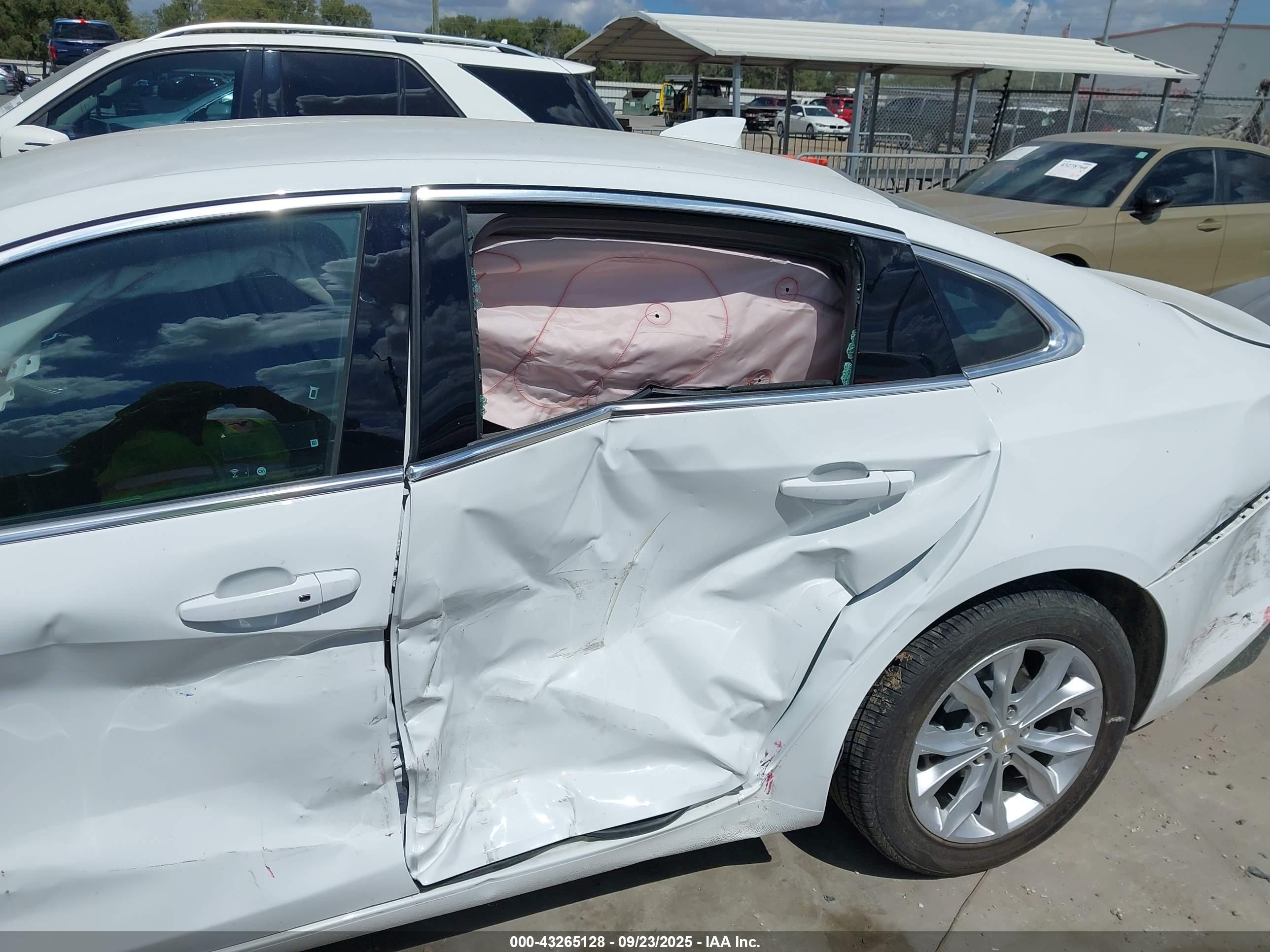 CHEVROLET MALIBU image 6