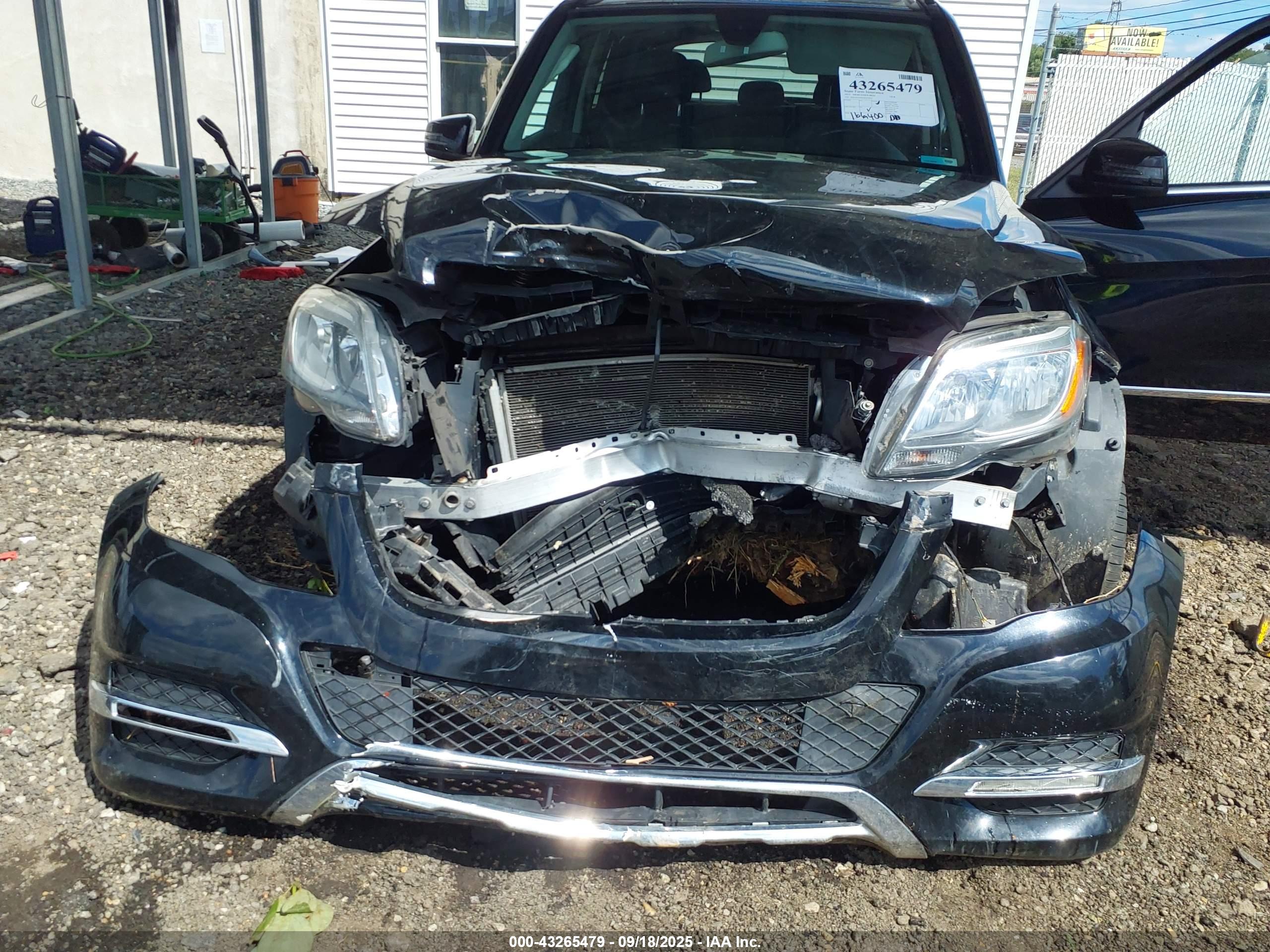 MERCEDES-BENZ GLK image 6