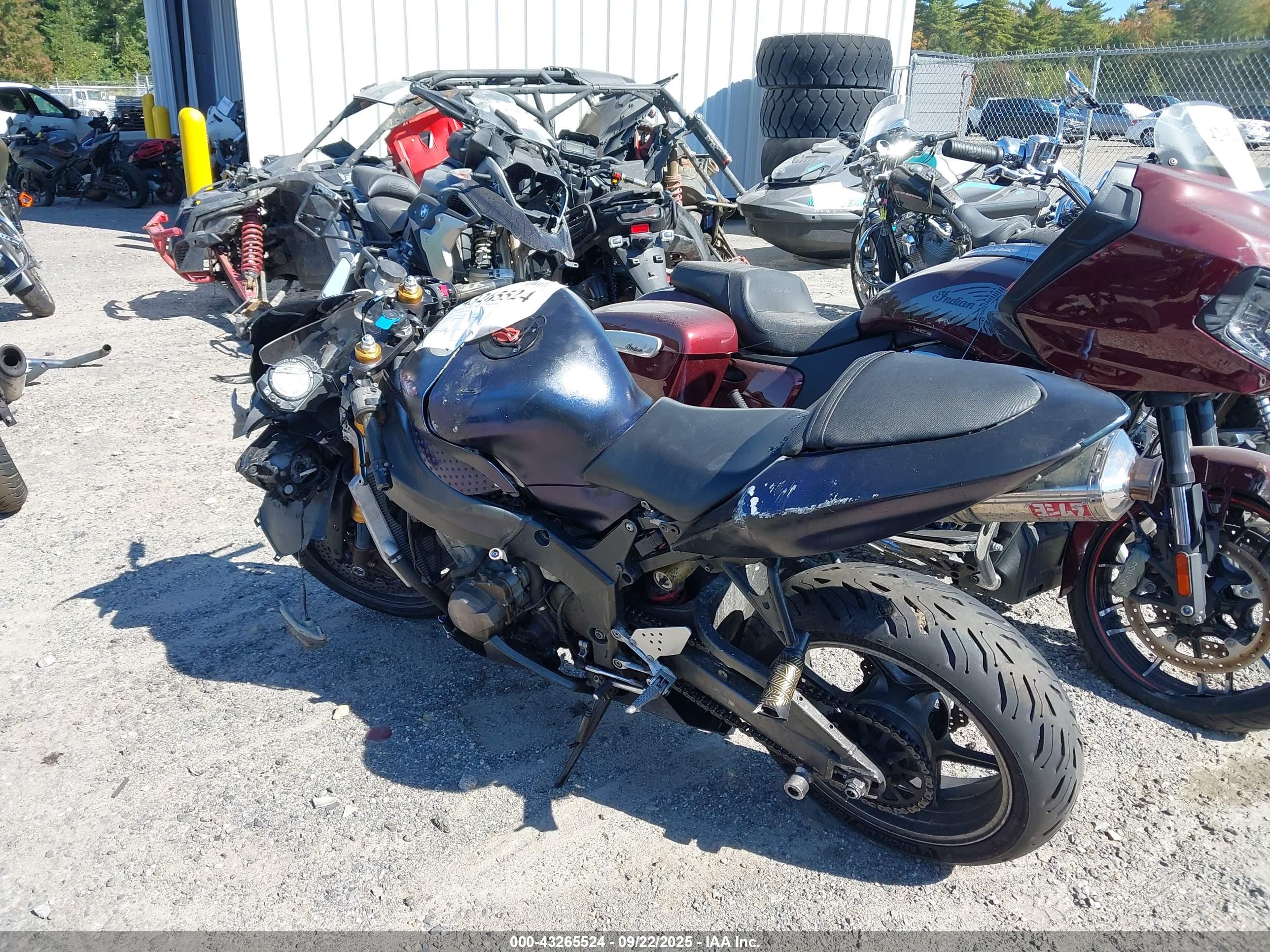 KAWASAKI ZX636 image 3