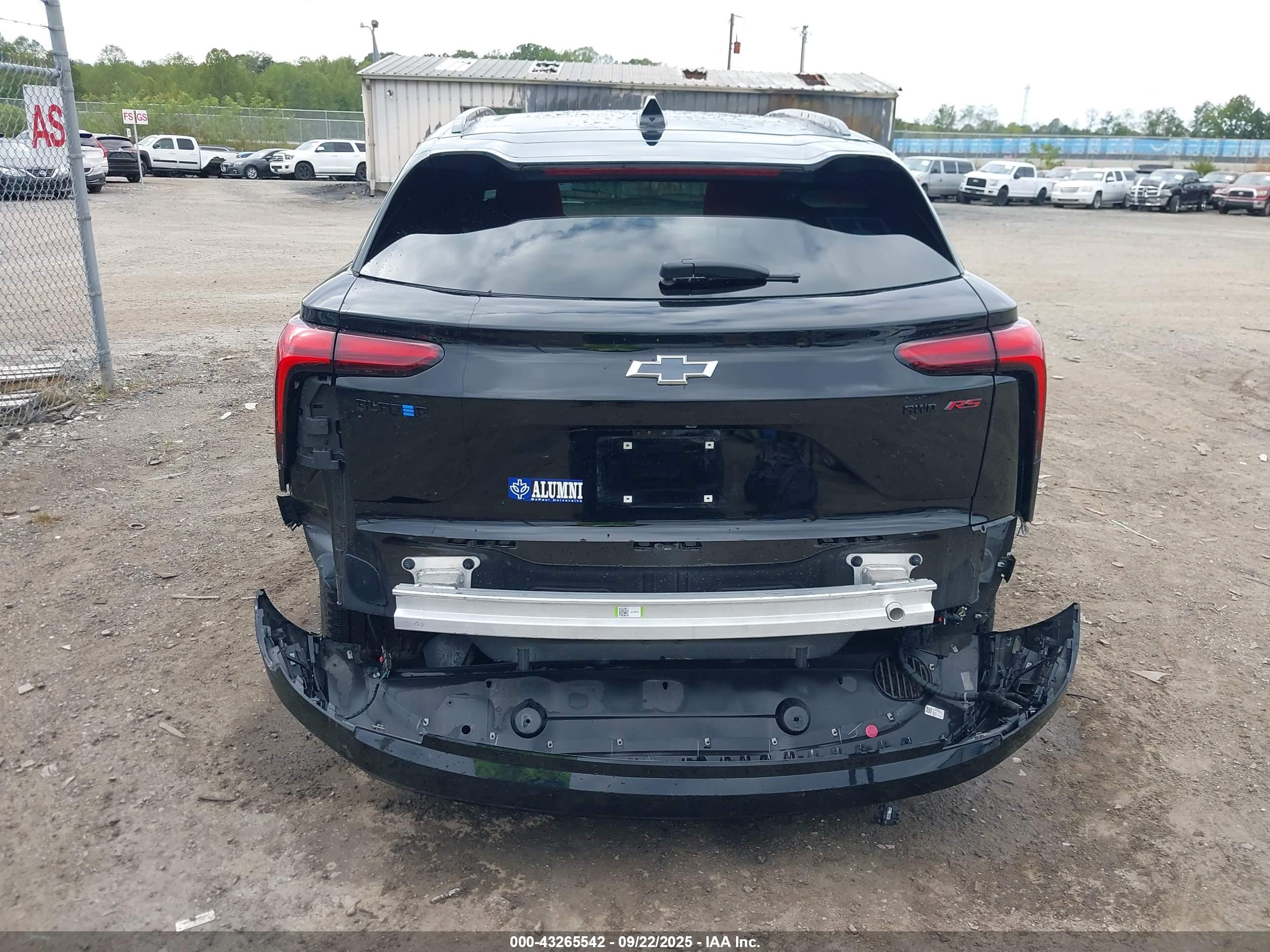 CHEVROLET BLAZER image 6