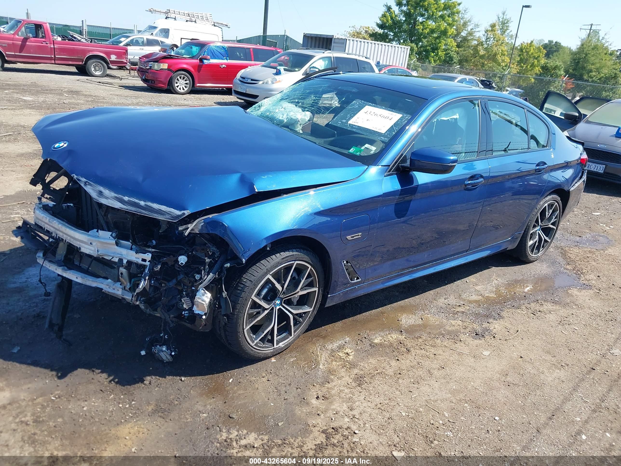 BMW 530E image 2