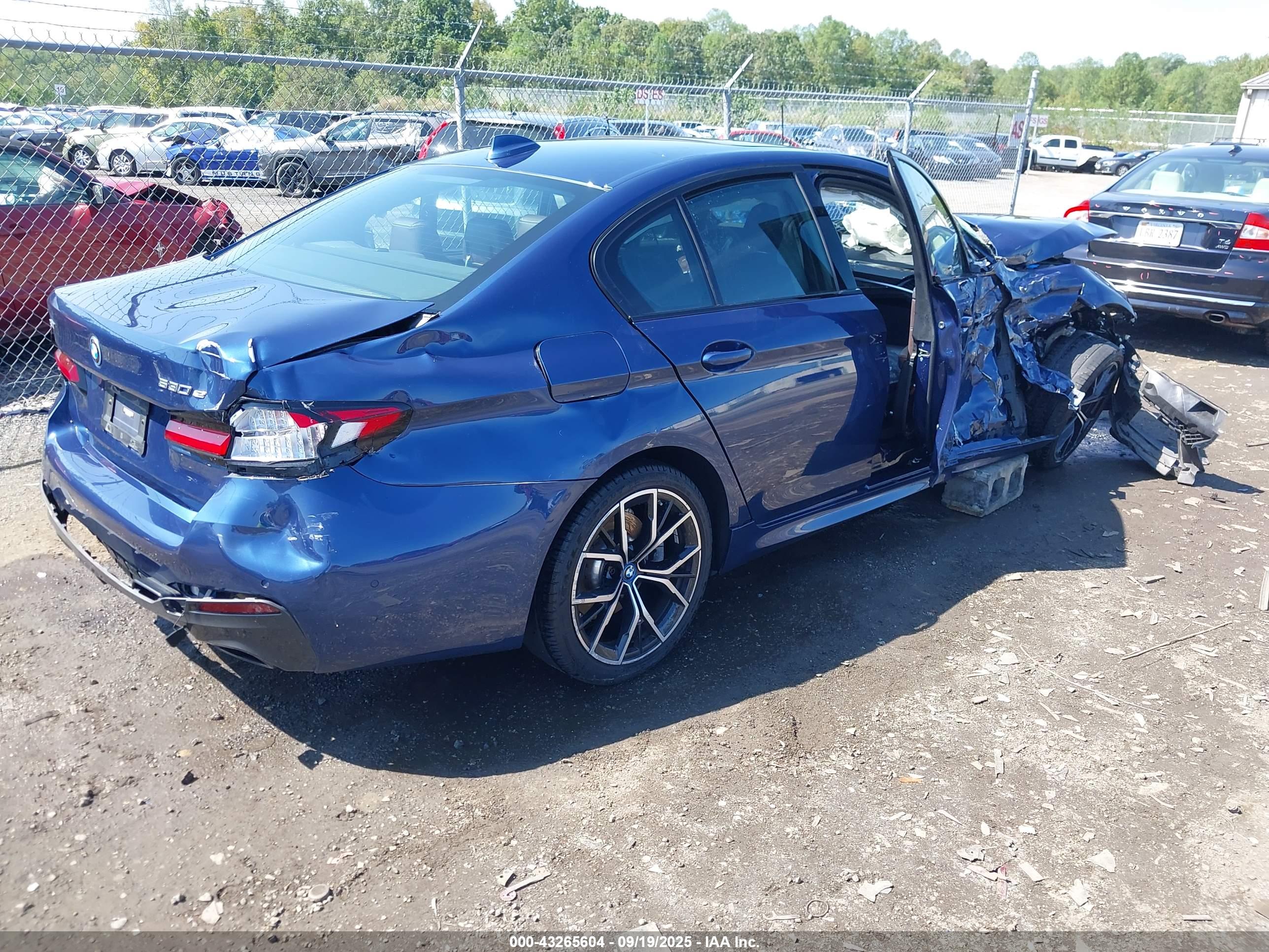 BMW 530E image 4