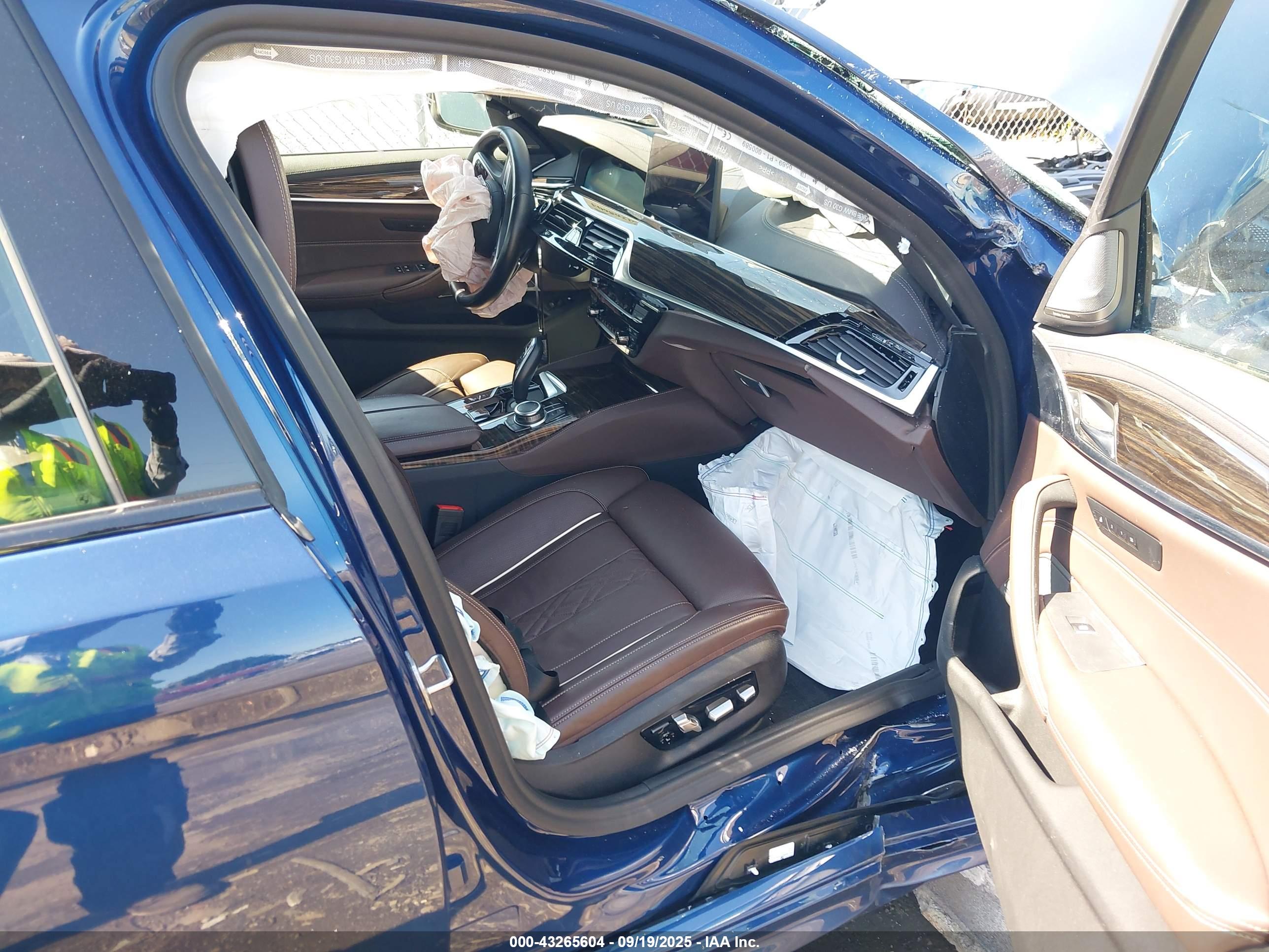 BMW 530E image 5