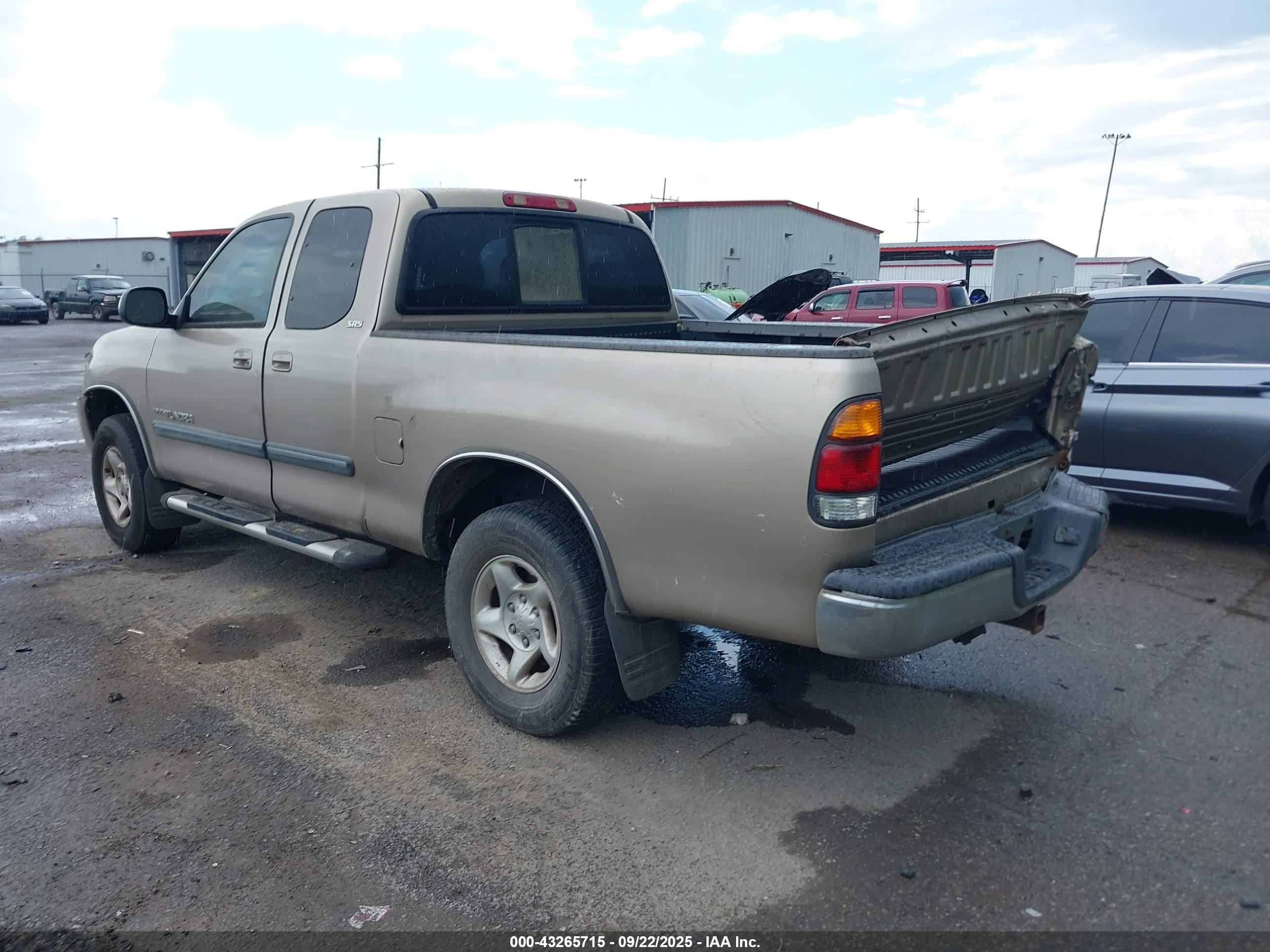 TOYOTA TUNDRA image 3