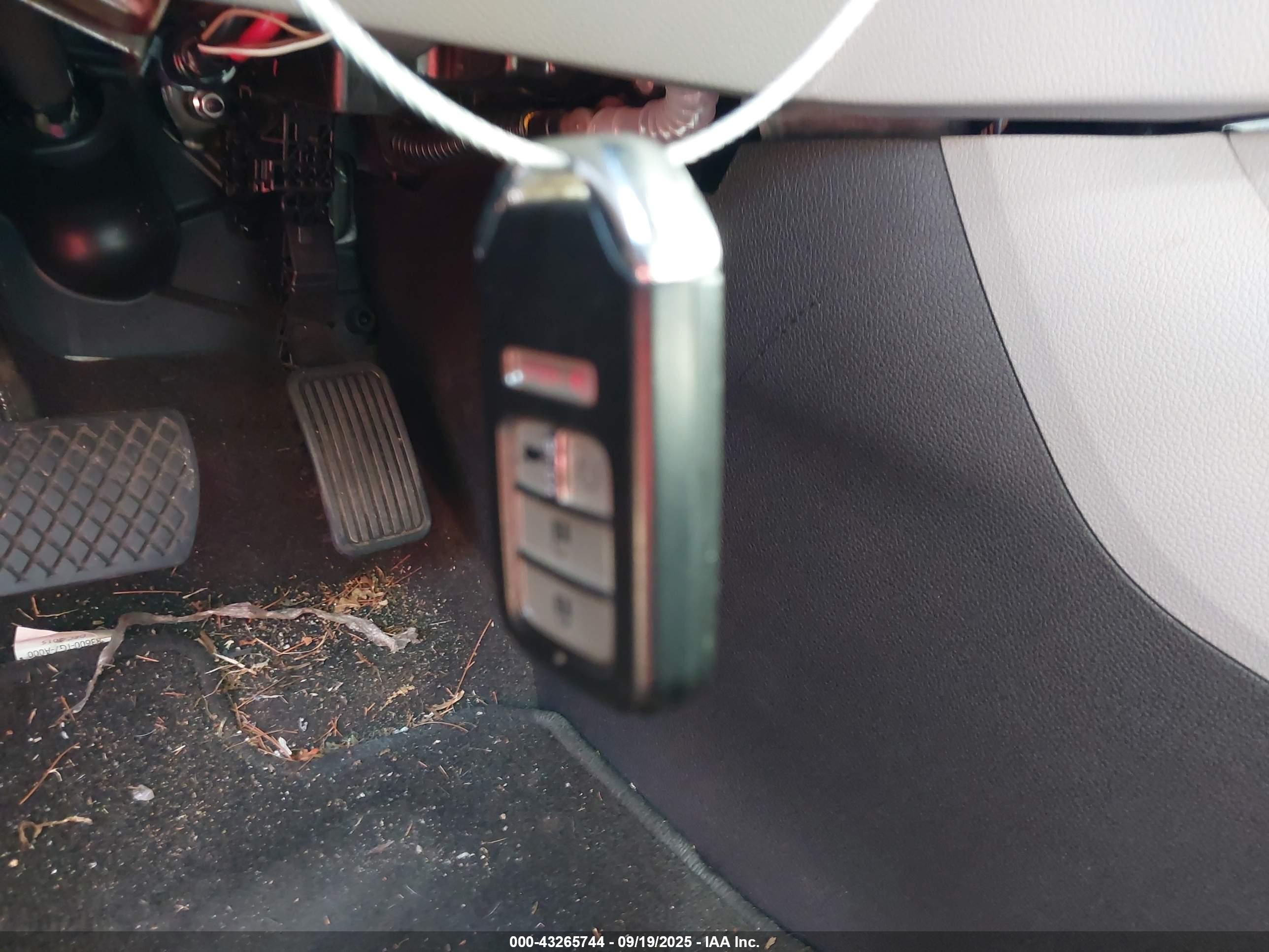 HONDA PILOT image 11