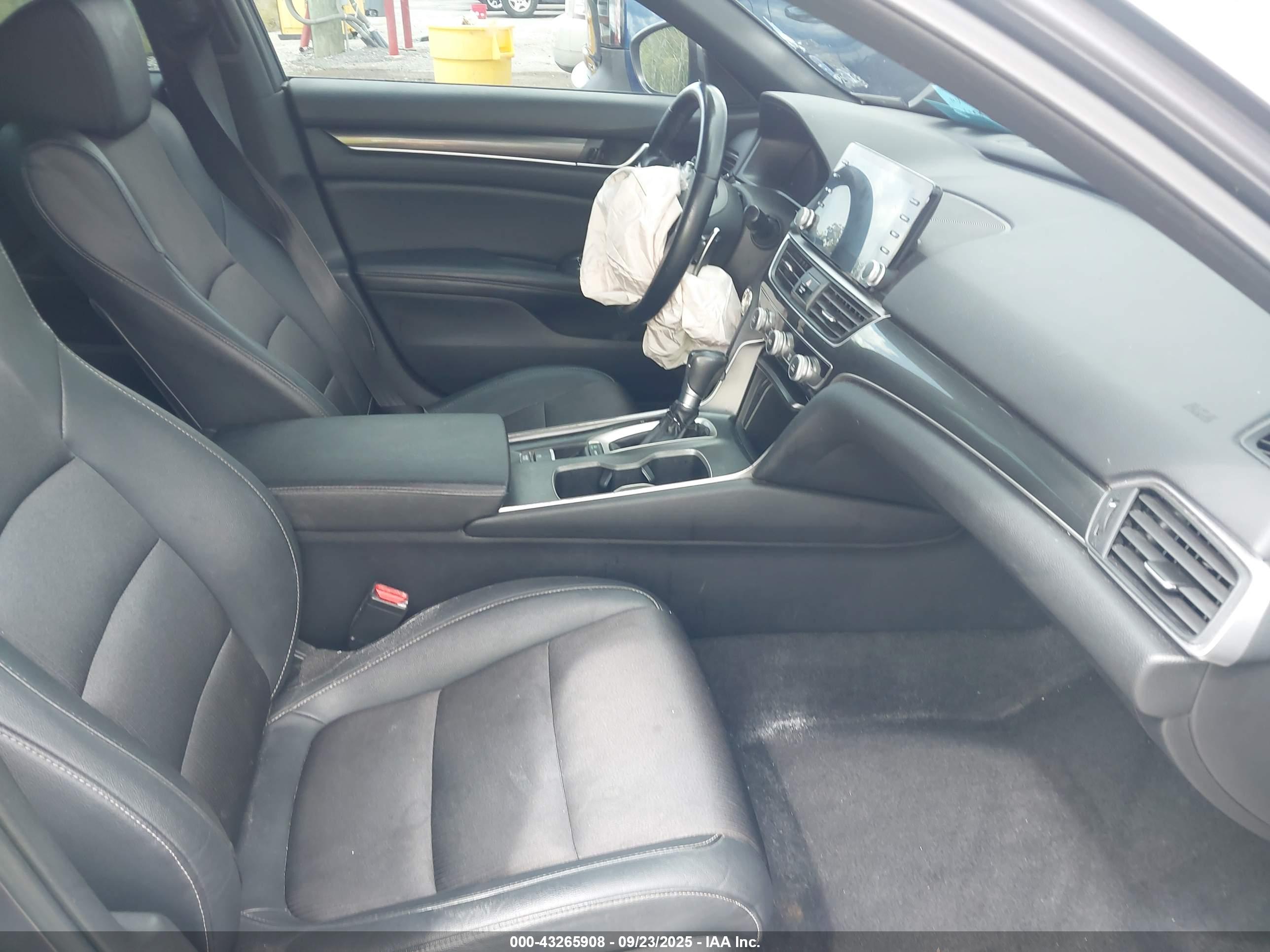 HONDA ACCORD image 5