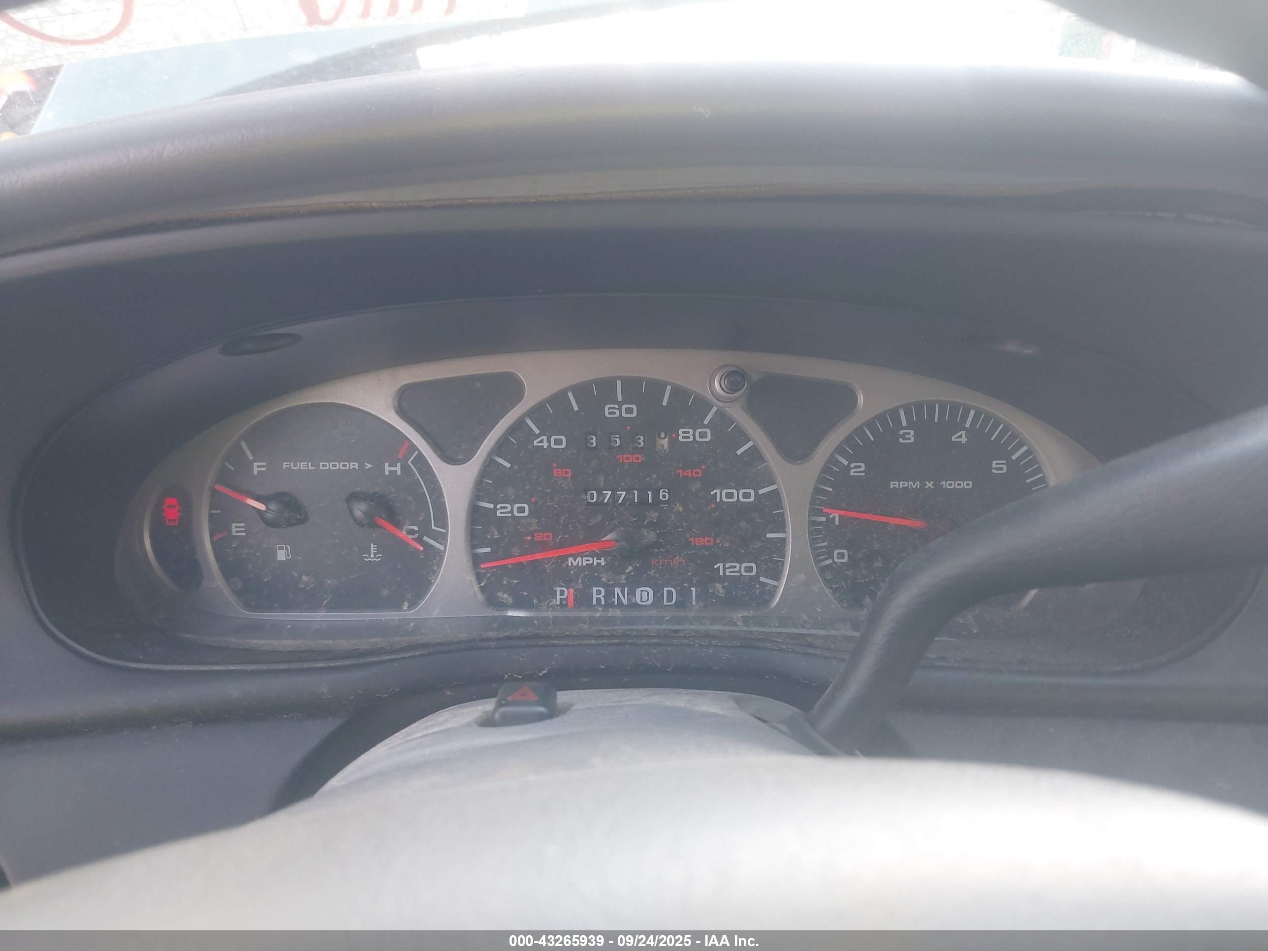FORD TAURUS image 7
