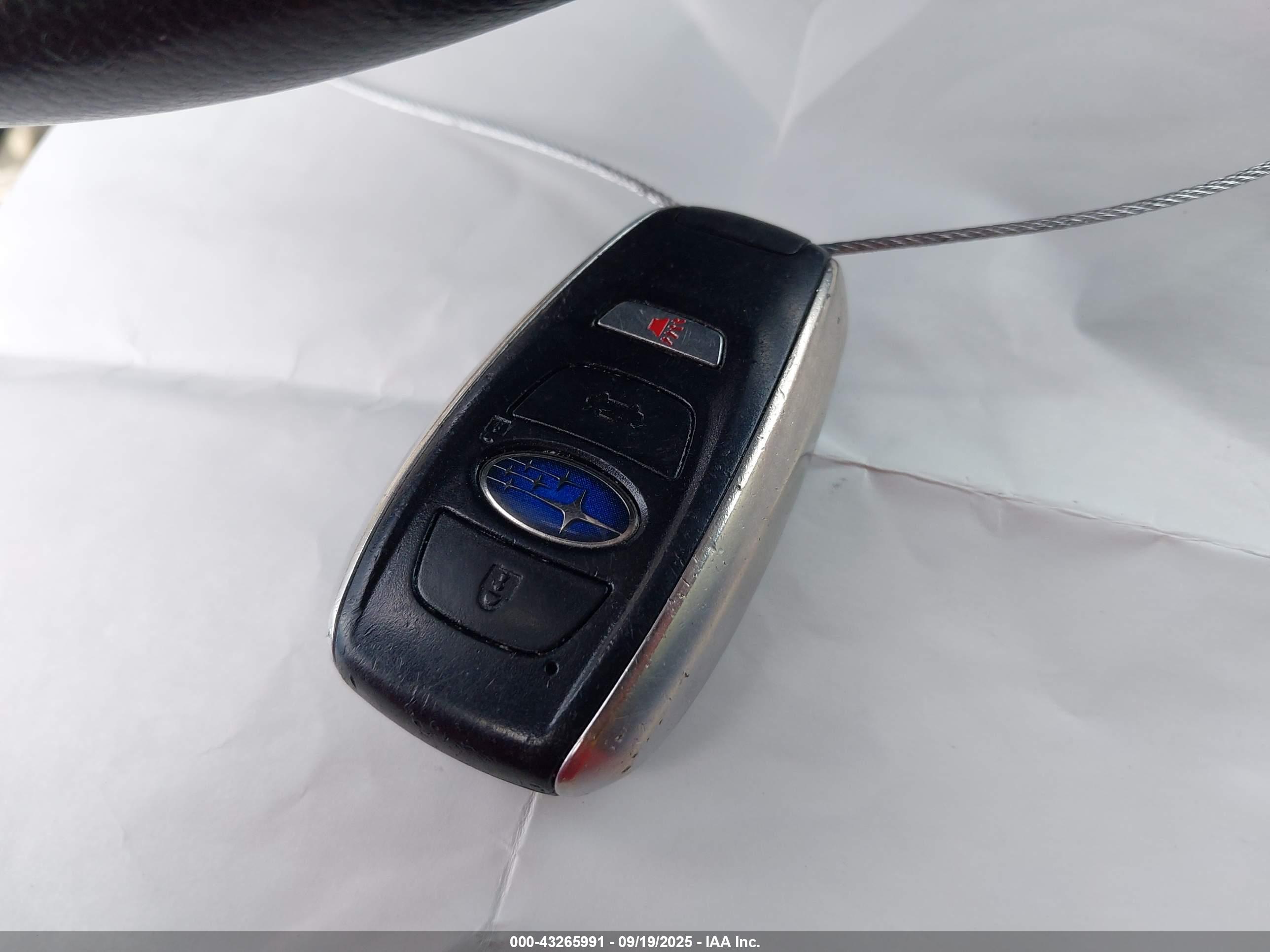SUBARU OUTBACK image 11