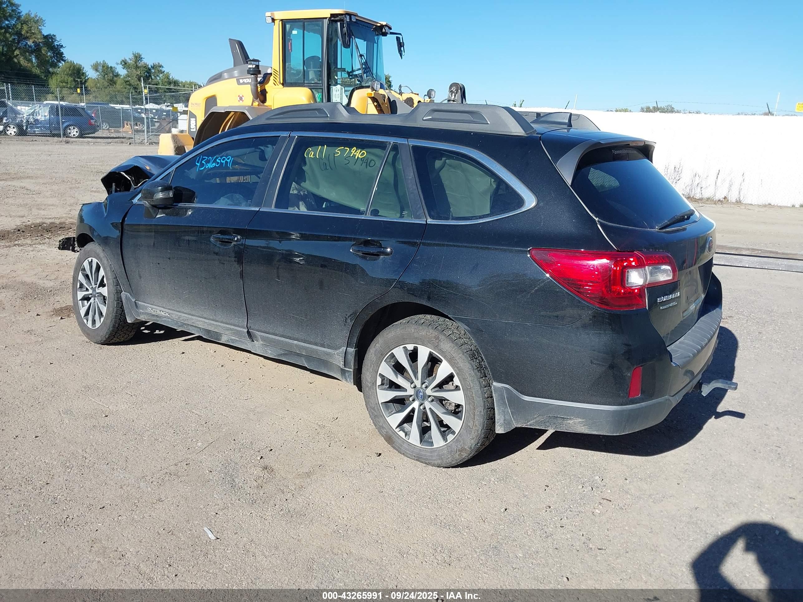 SUBARU OUTBACK image 3