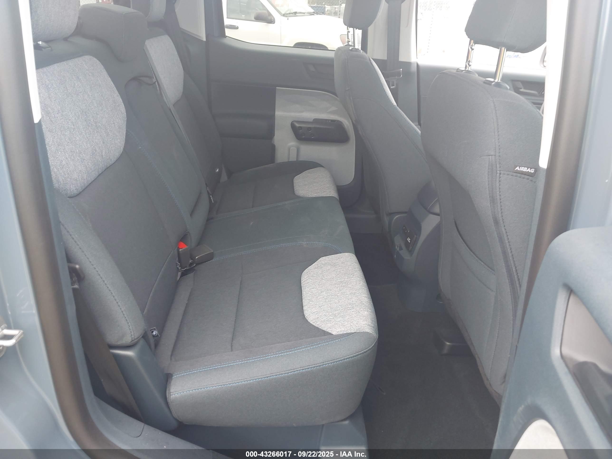 FORD MAVERICK image 8