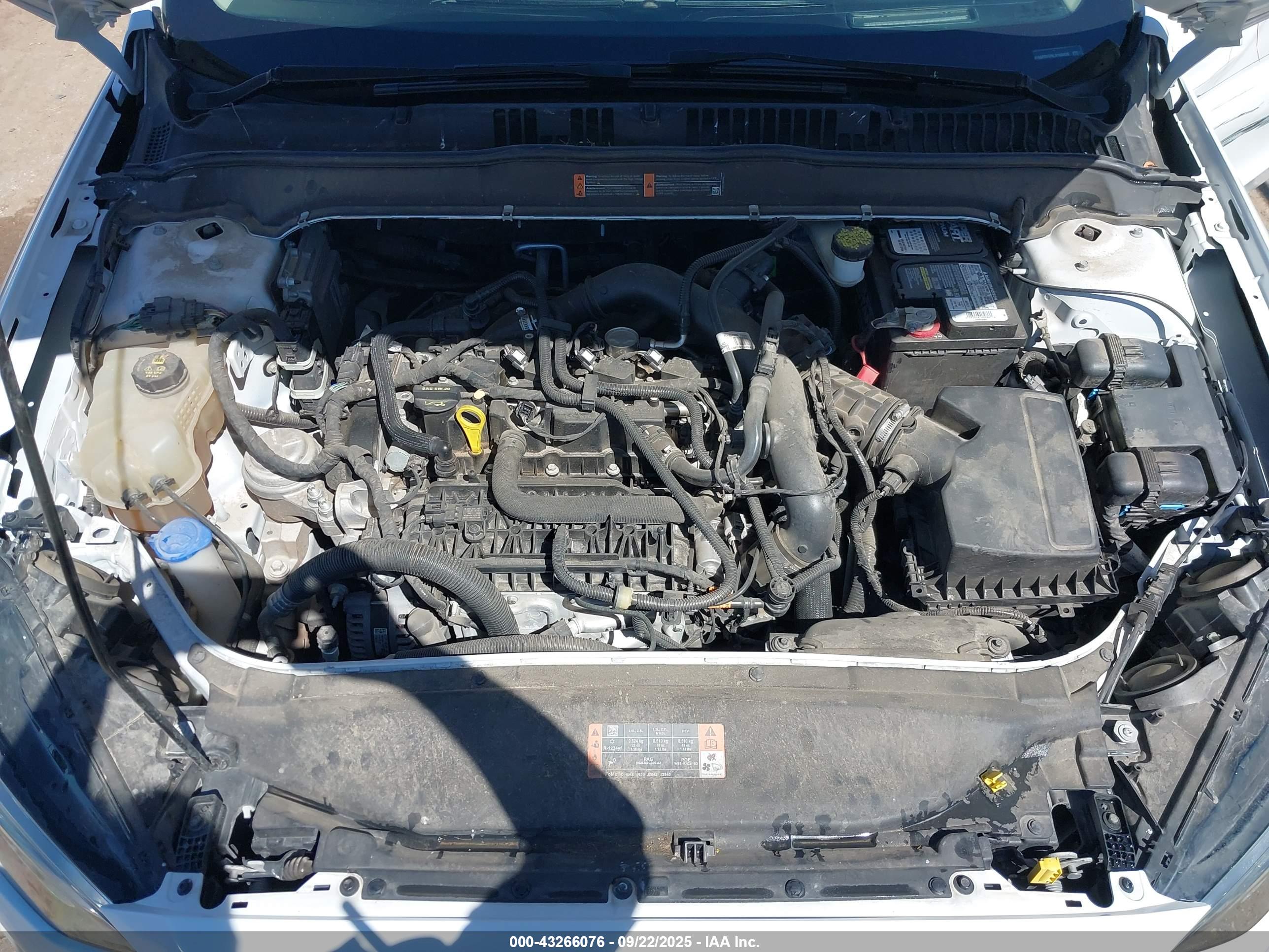 FORD FUSION image 10