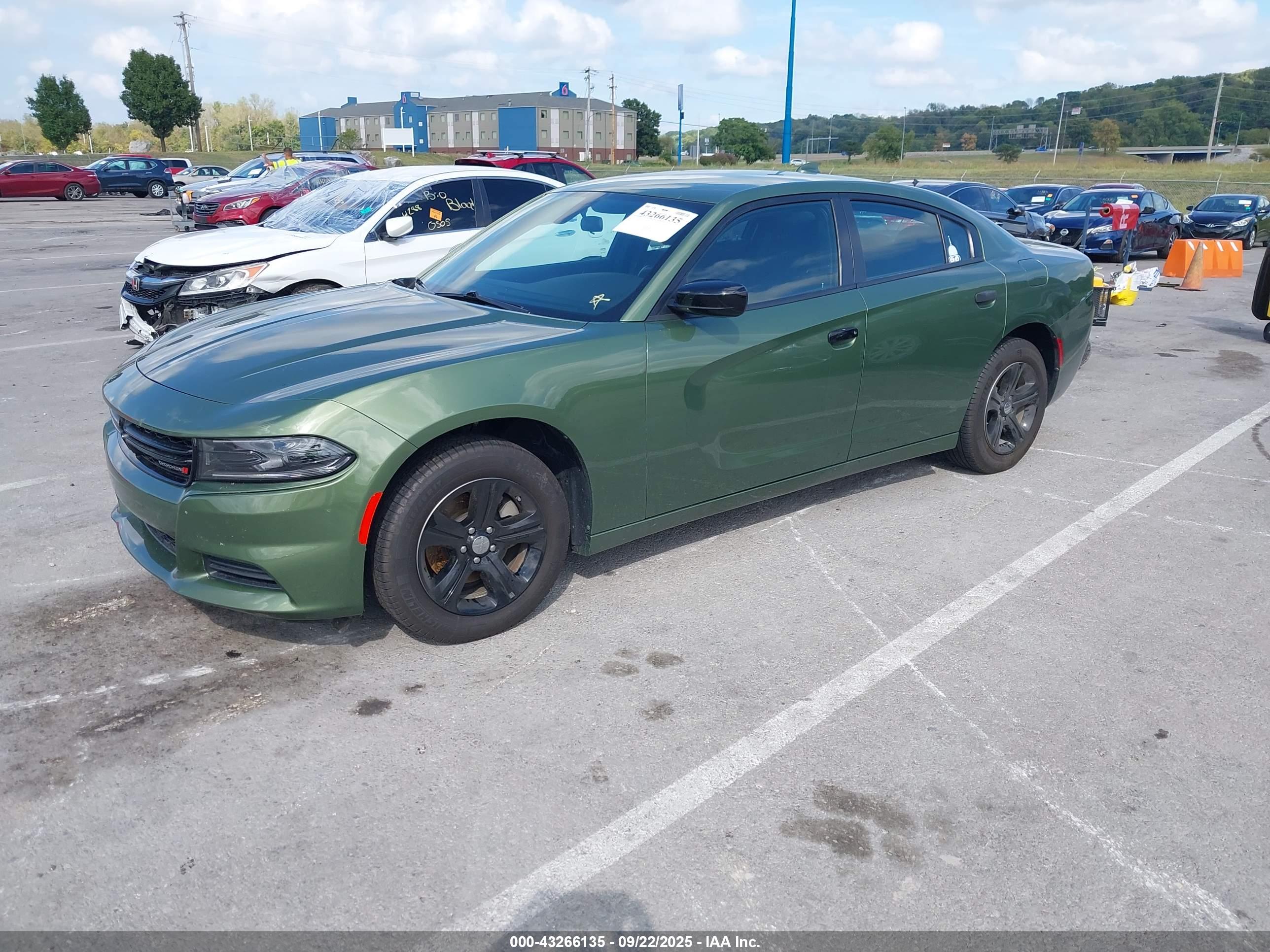 DODGE CHARGER image 2