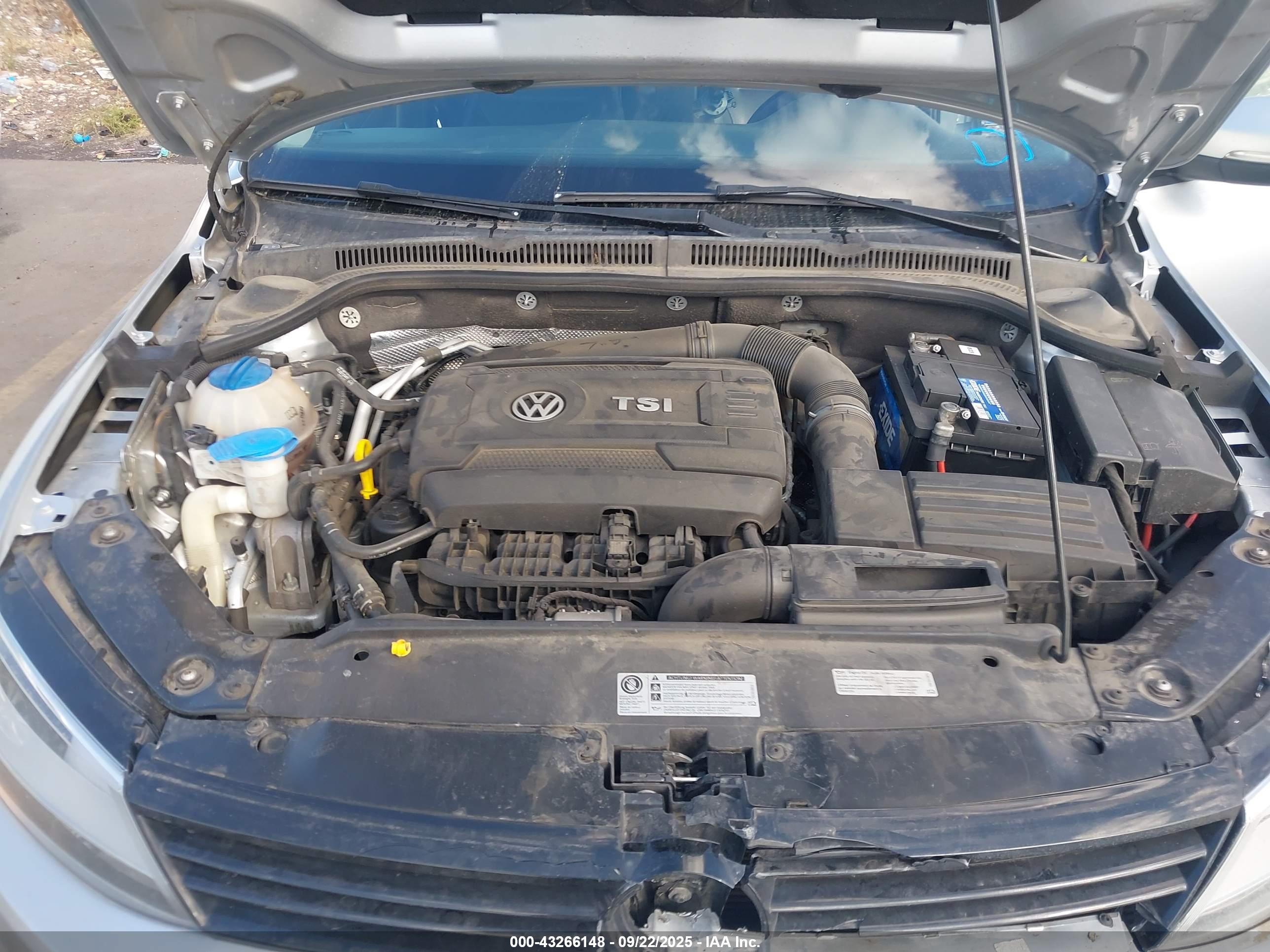 VOLKSWAGEN JETTA image 10