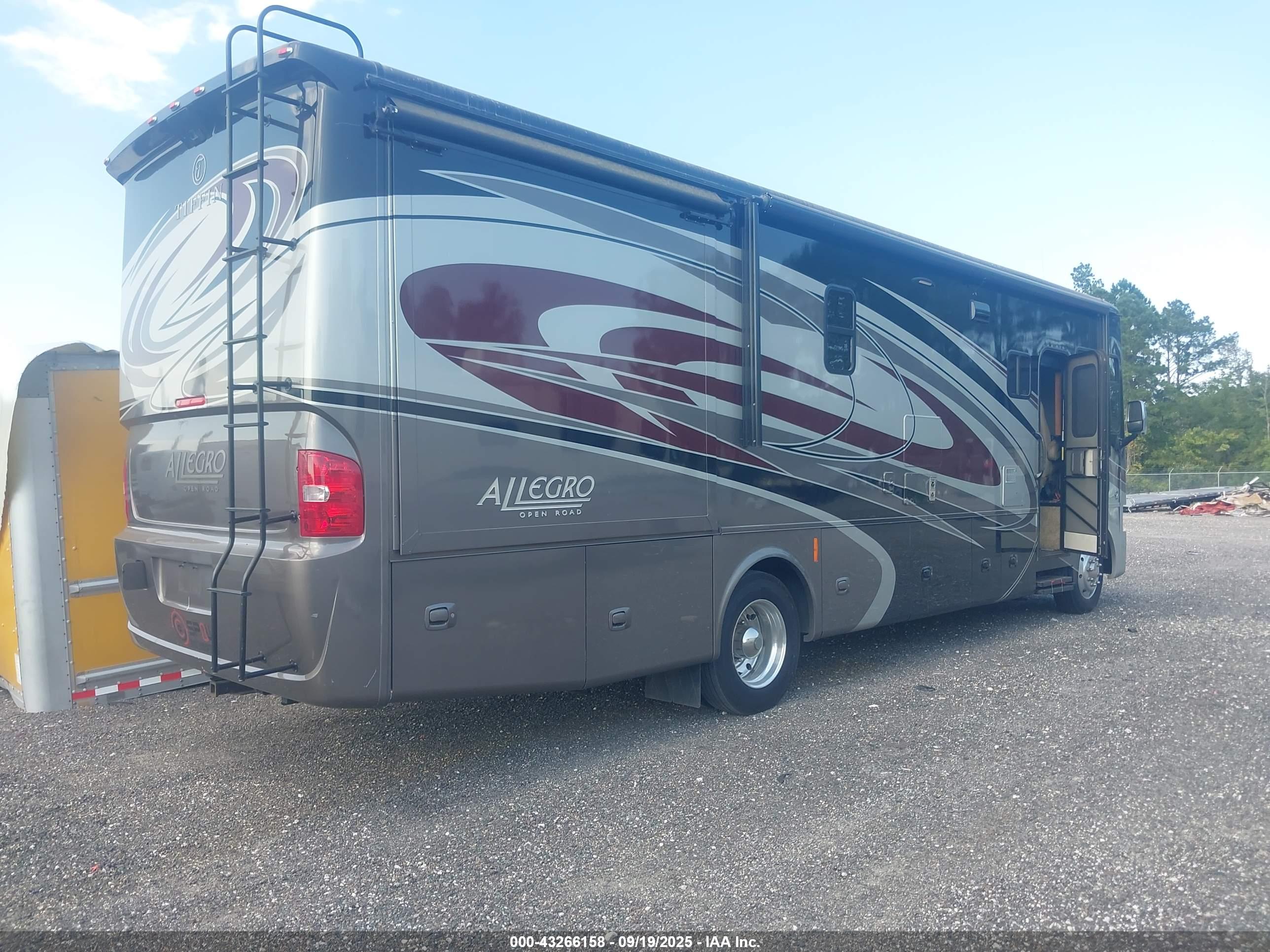FORD F53 image 4