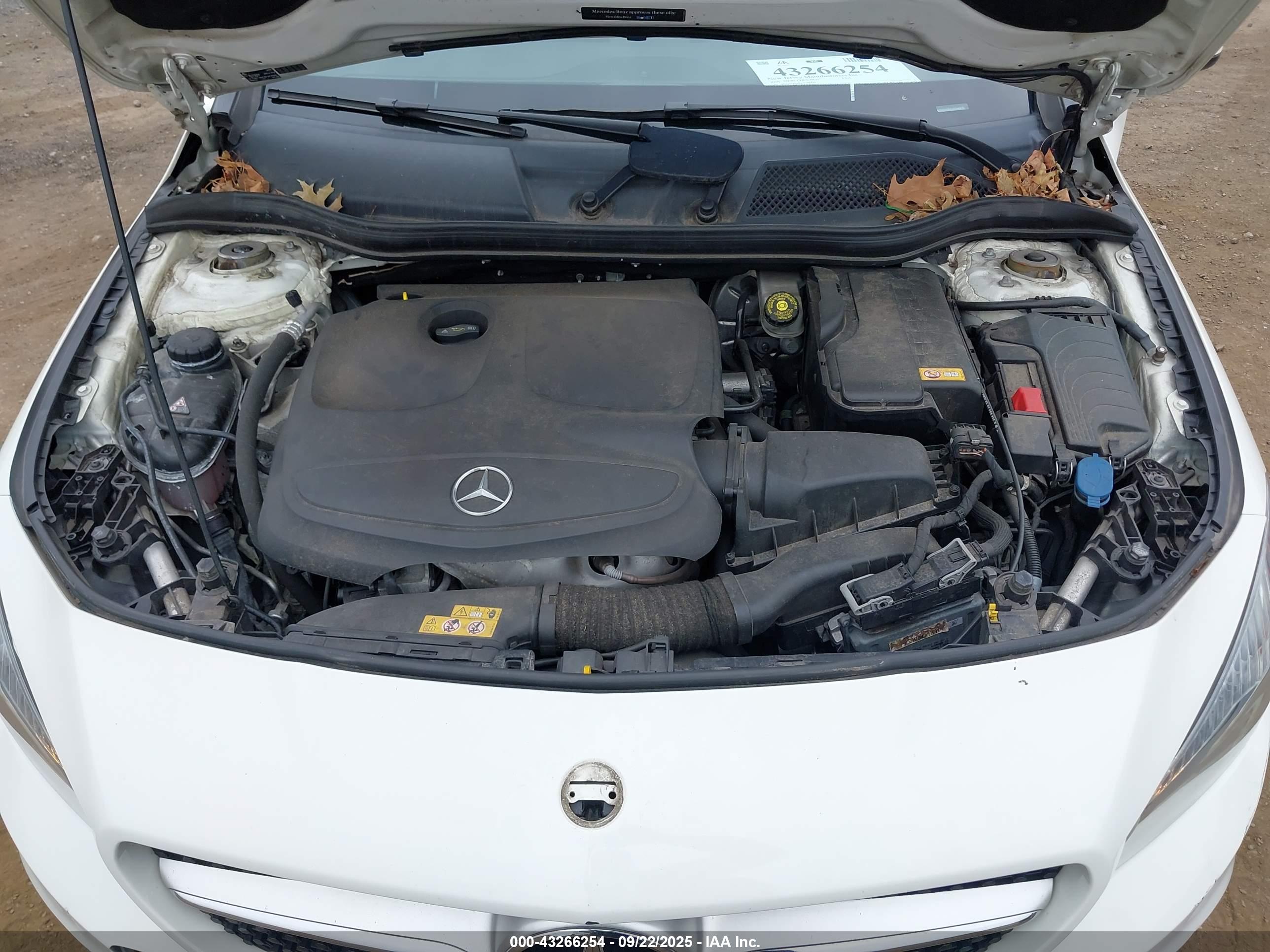 MERCEDES-BENZ CLA image 10