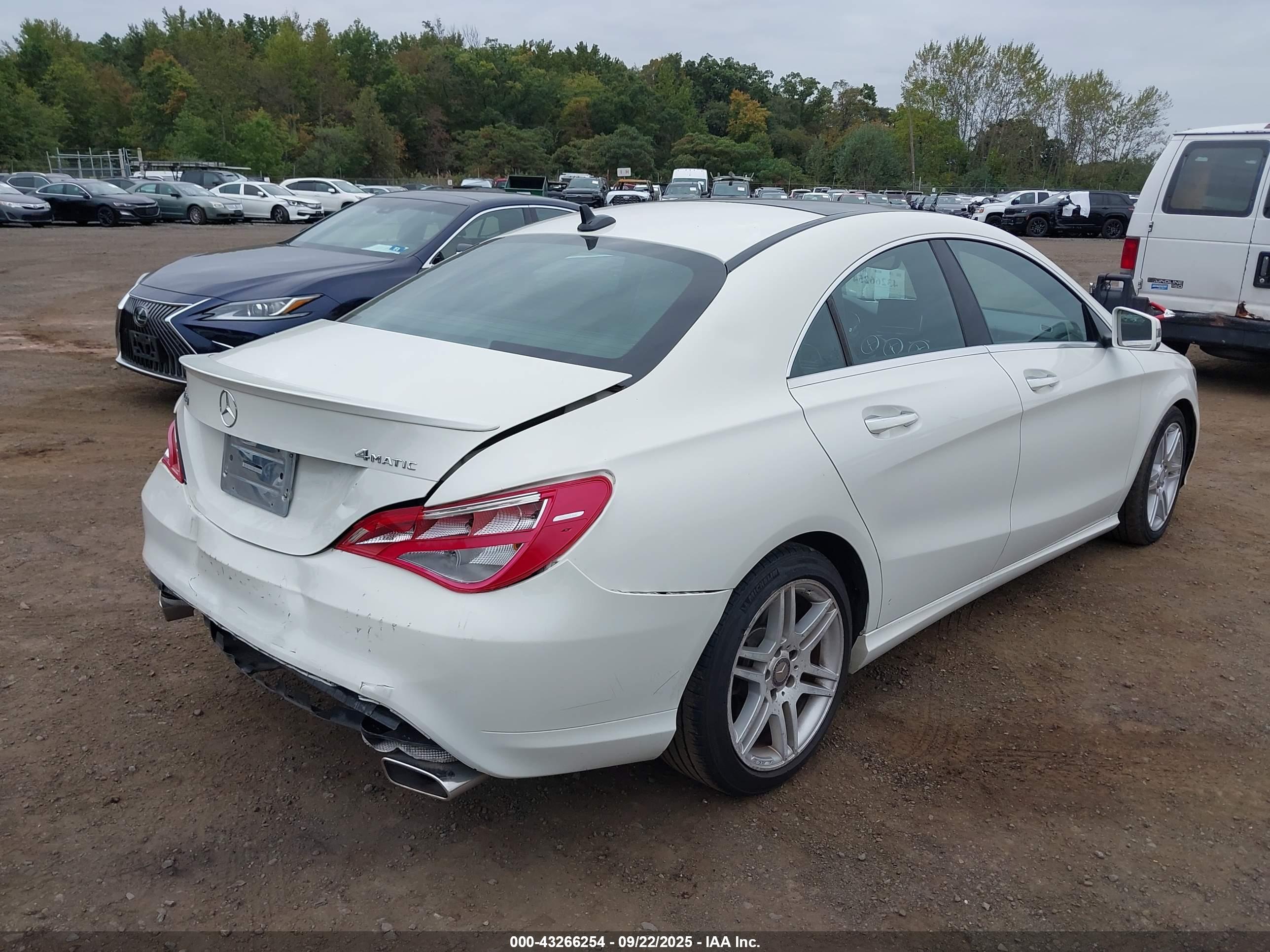 MERCEDES-BENZ CLA image 6