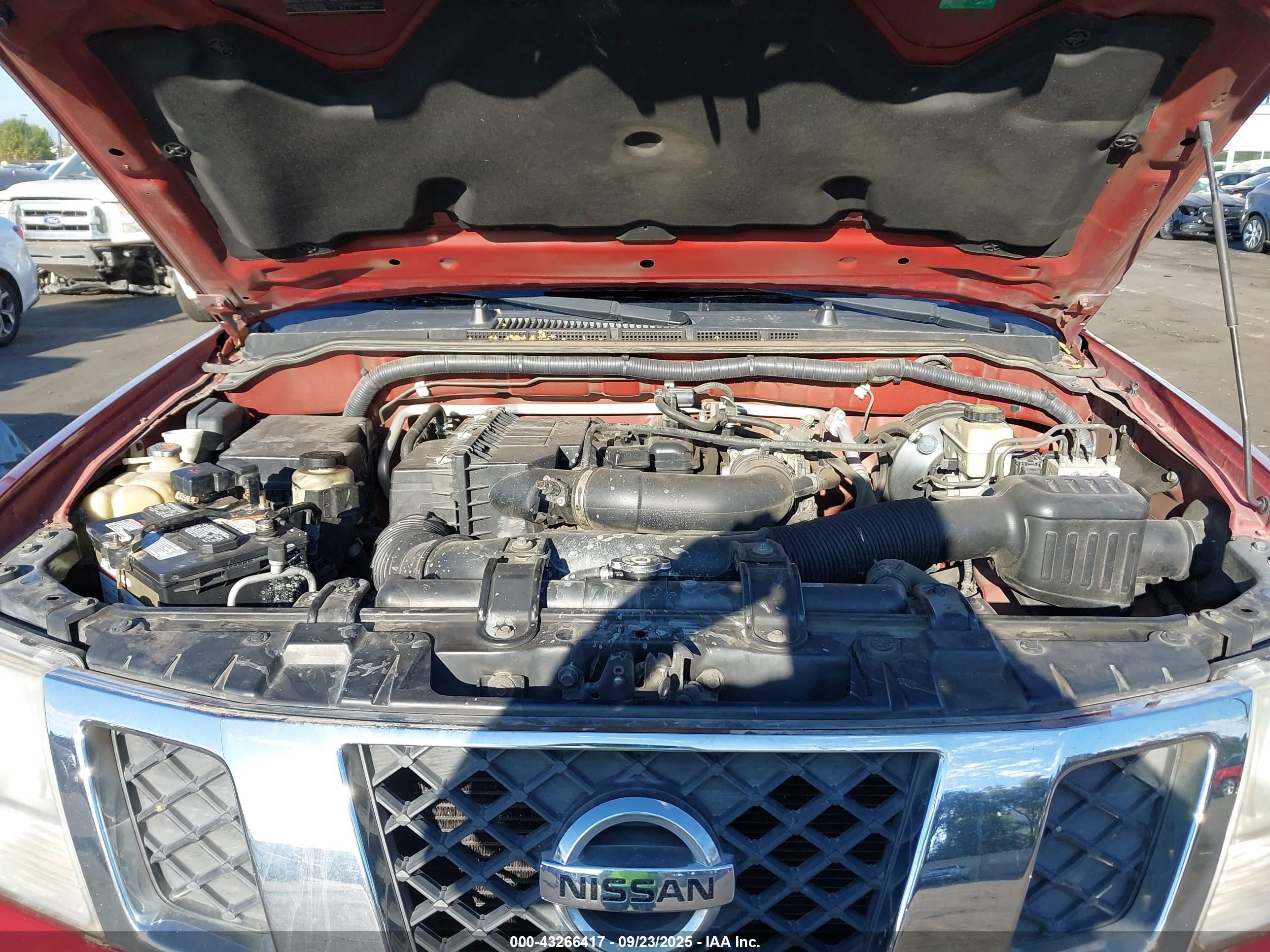 NISSAN FRONTIER image 10