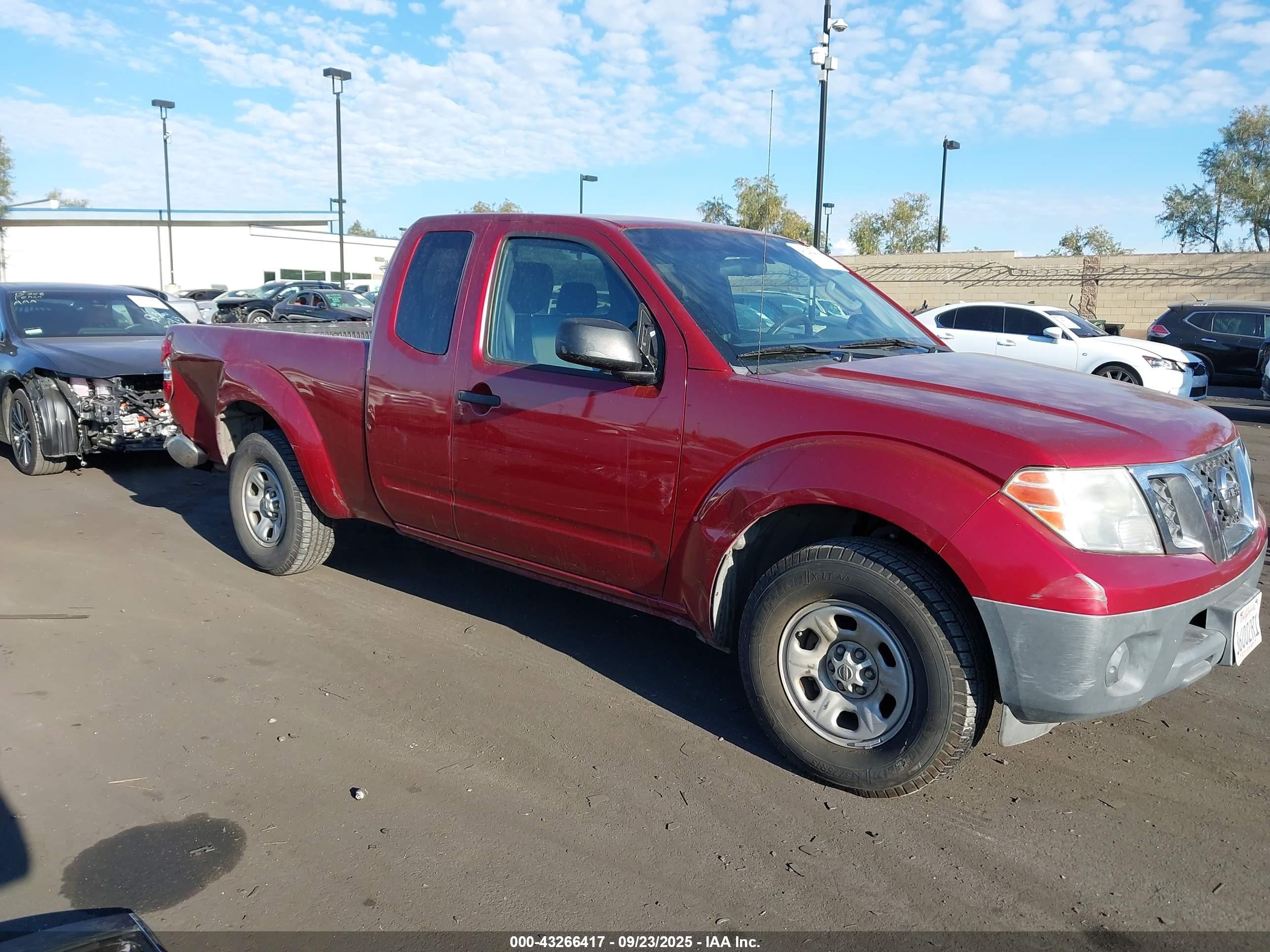 NISSAN FRONTIER image 6