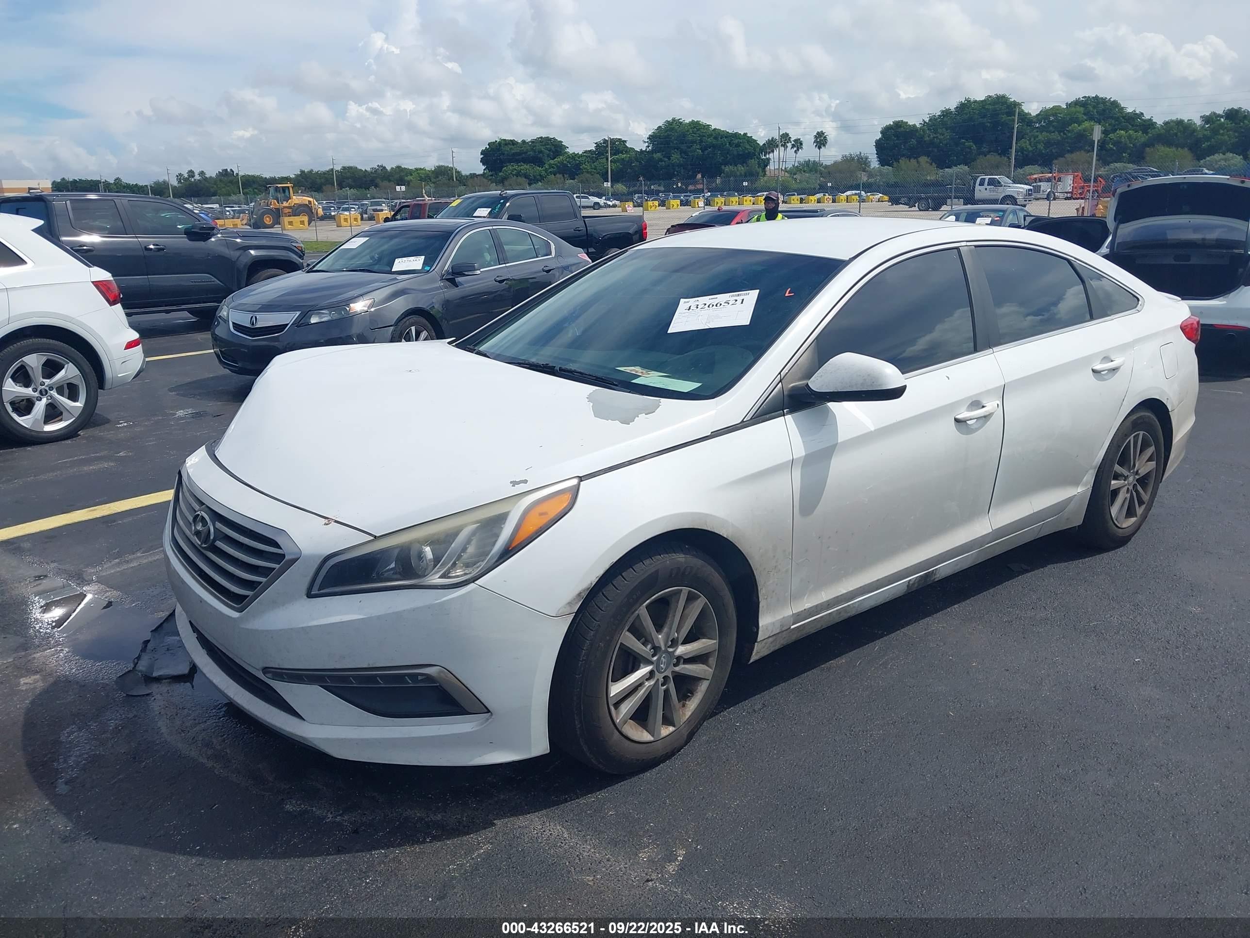 HYUNDAI SONATA image 2
