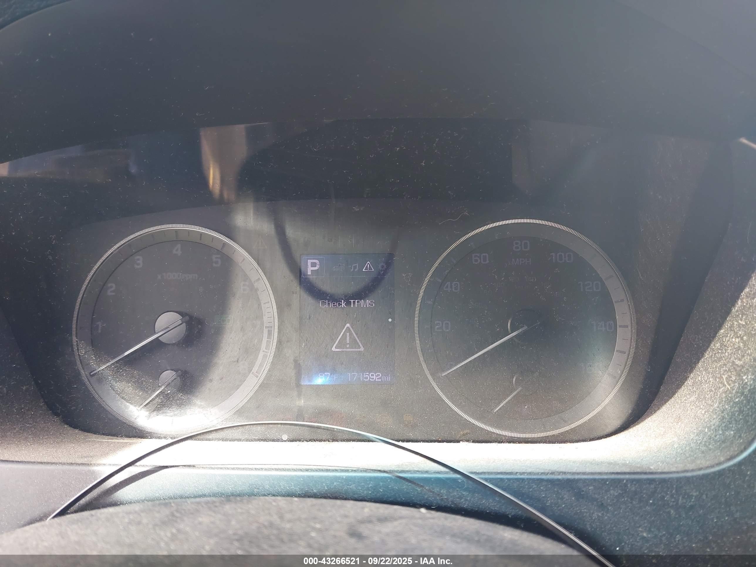 HYUNDAI SONATA image 7