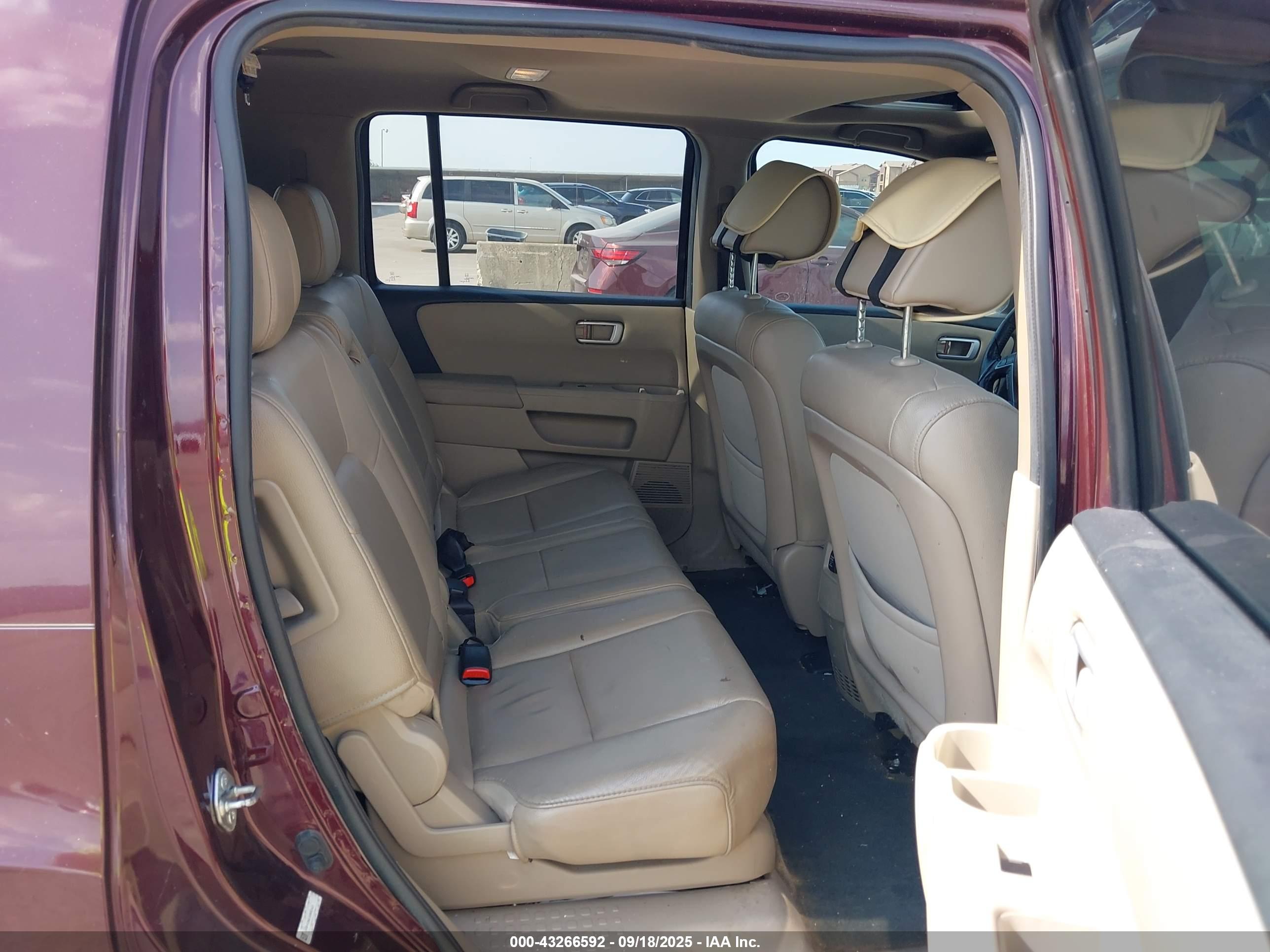 HONDA PILOT image 8