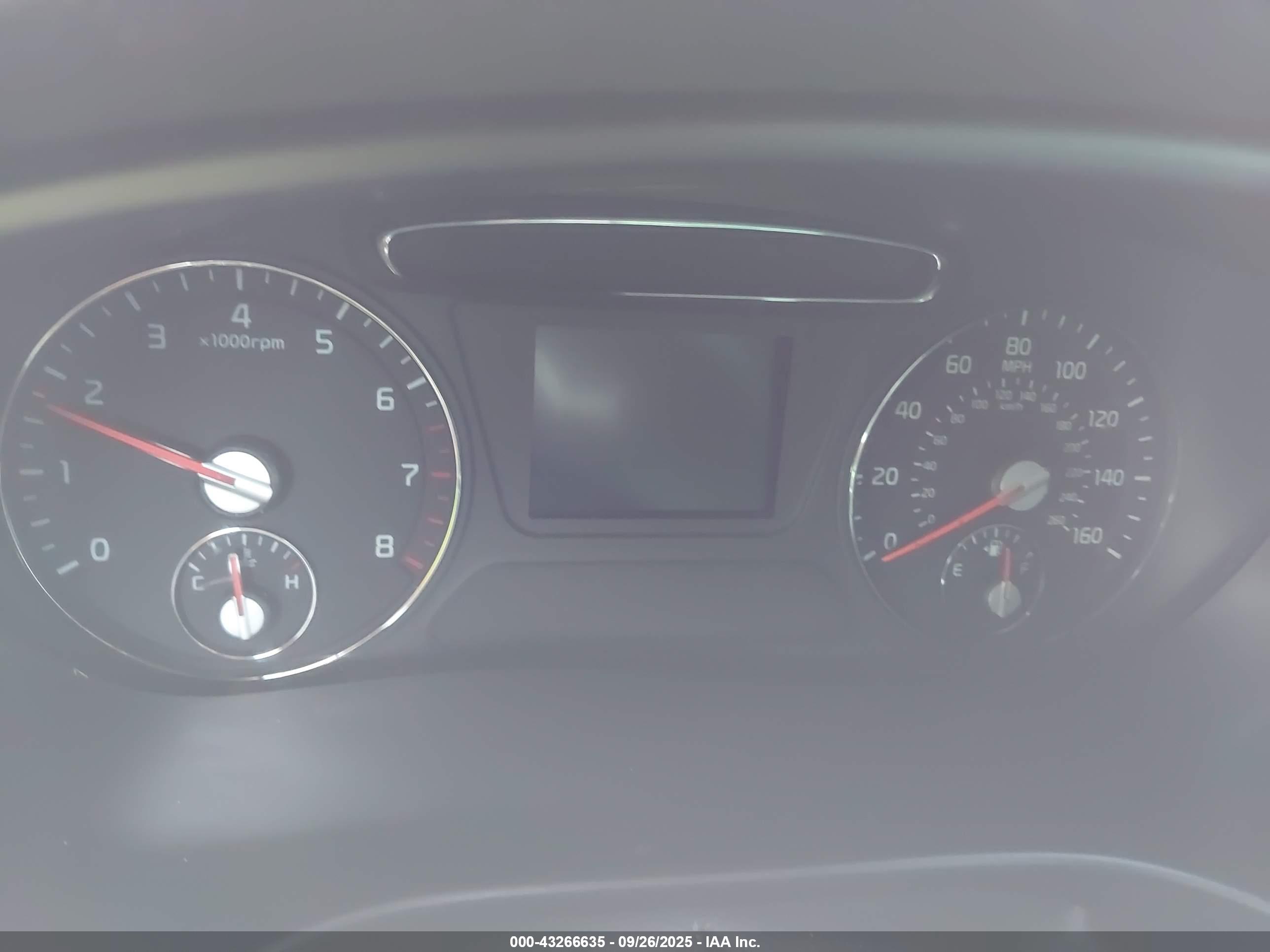 KIA SORENTO image 7