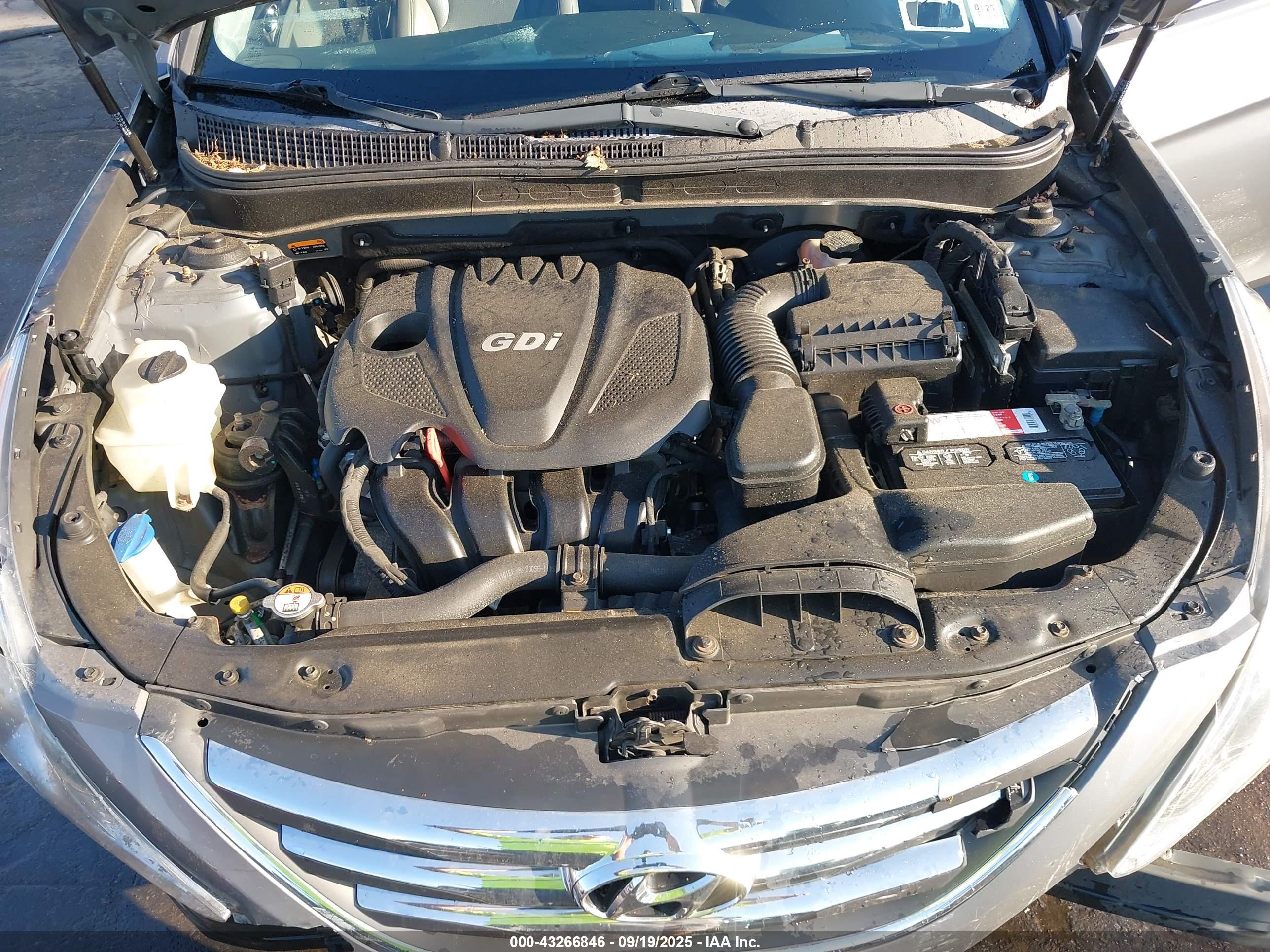 HYUNDAI SONATA image 10