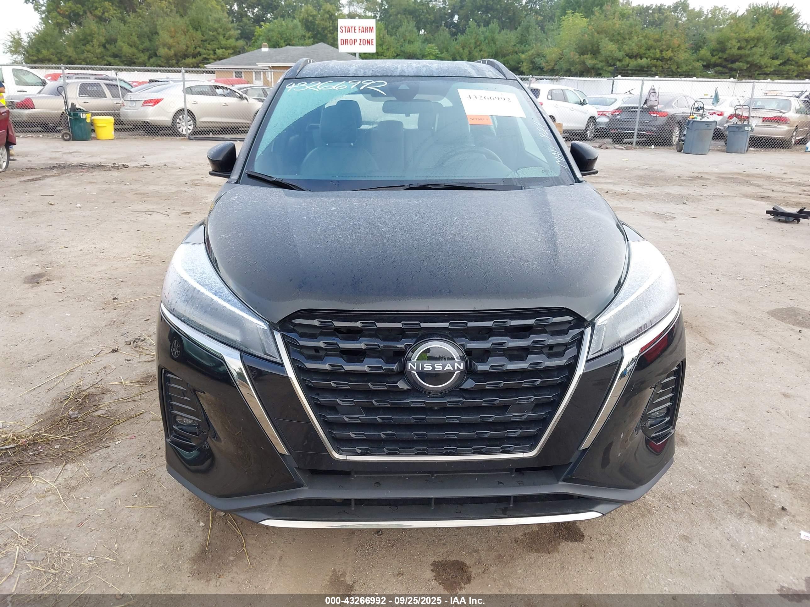 NISSAN KICKS image 6