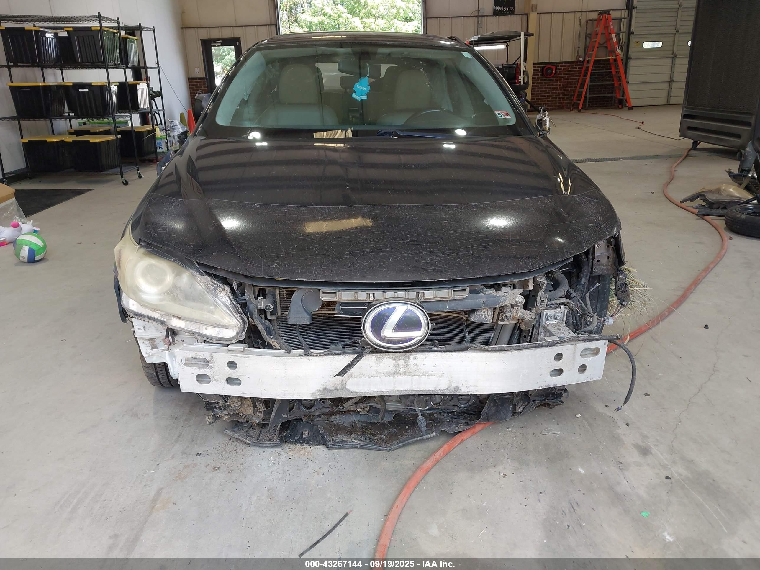 LEXUS CT image 6