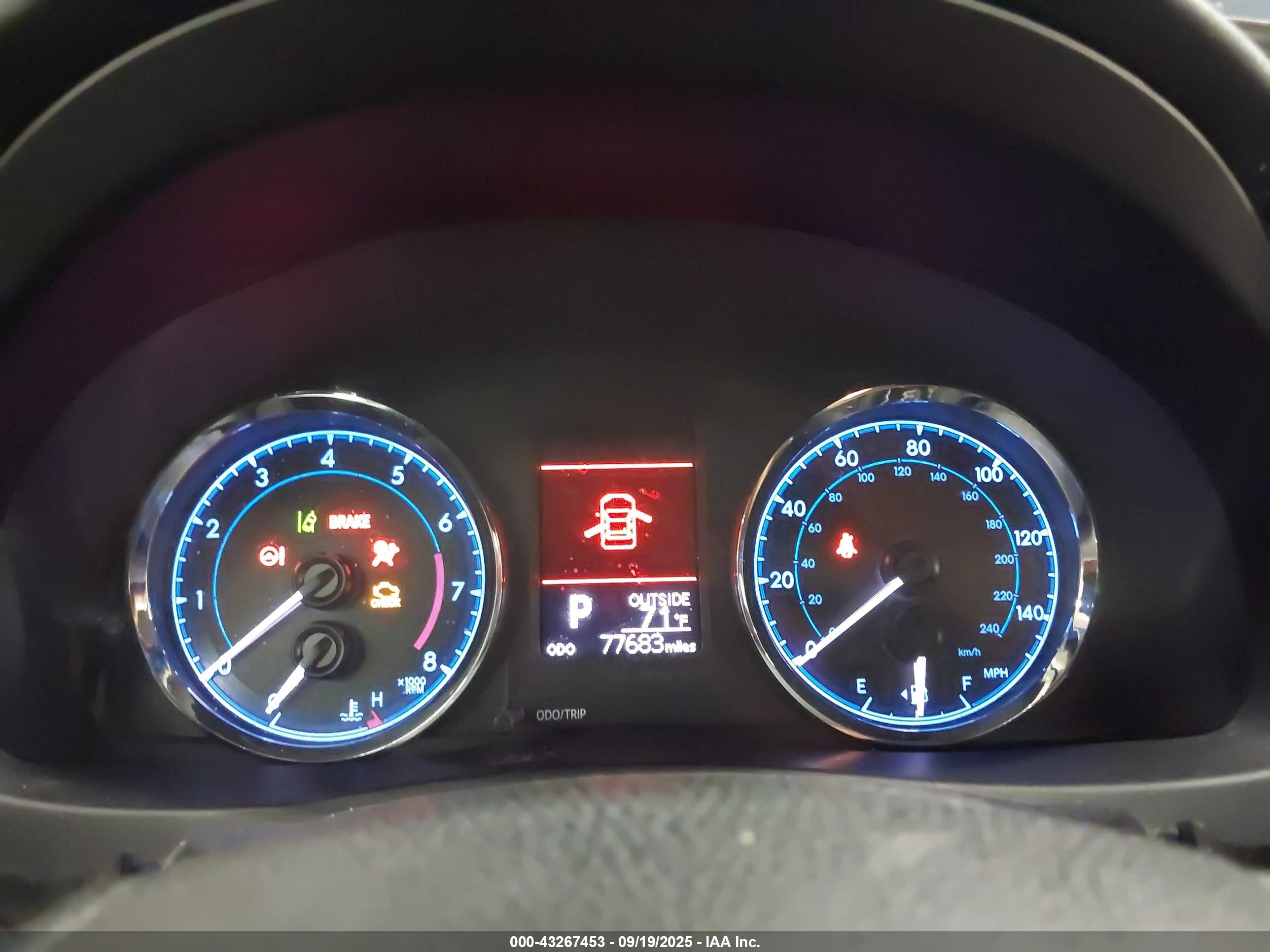 TOYOTA COROLLA image 7