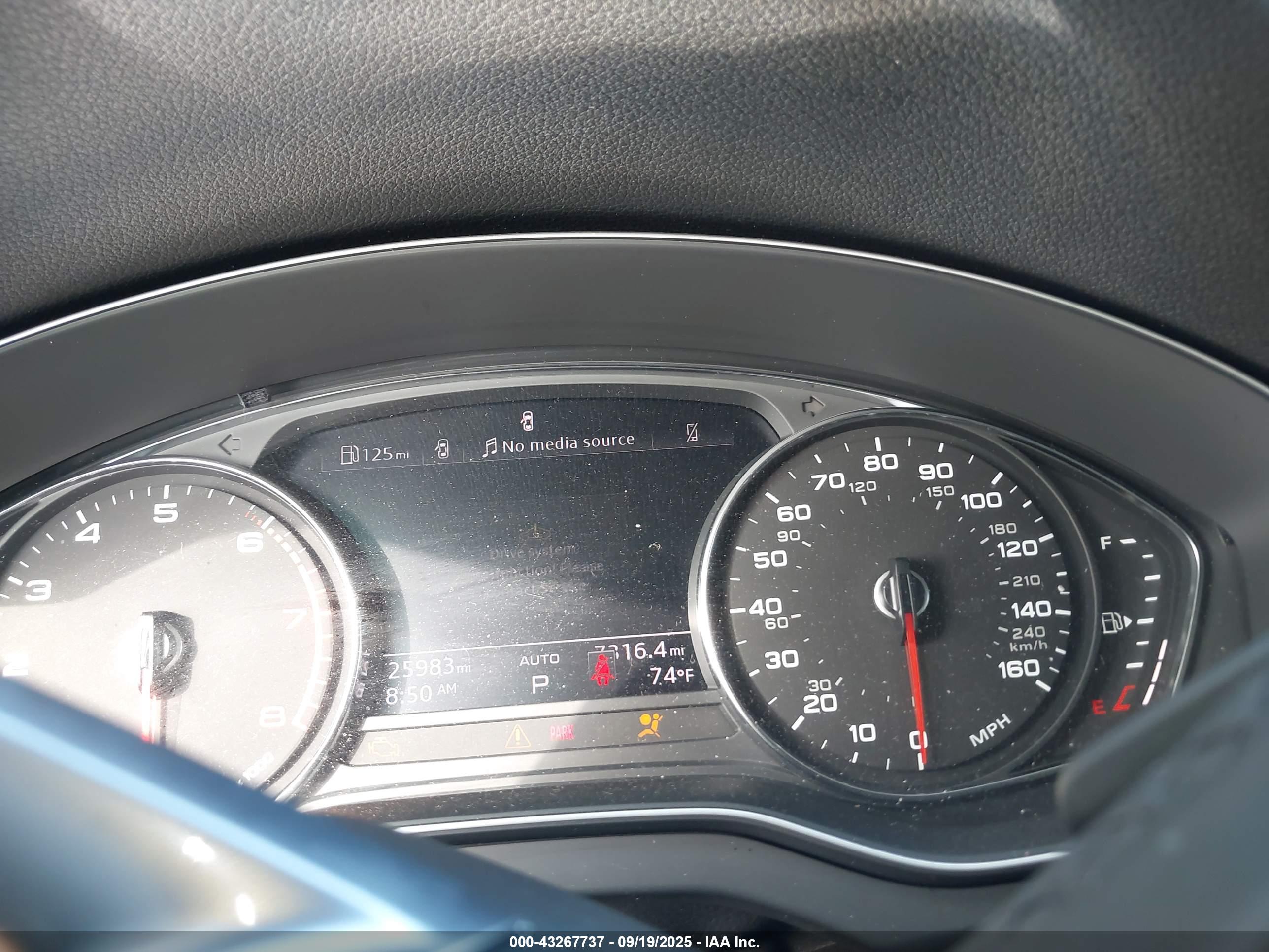 AUDI Q5 image 7