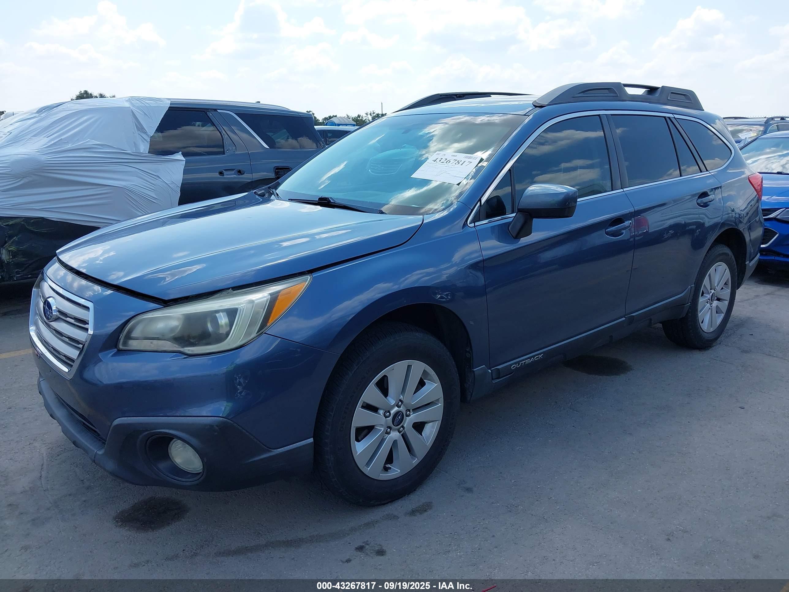 SUBARU OUTBACK image 2