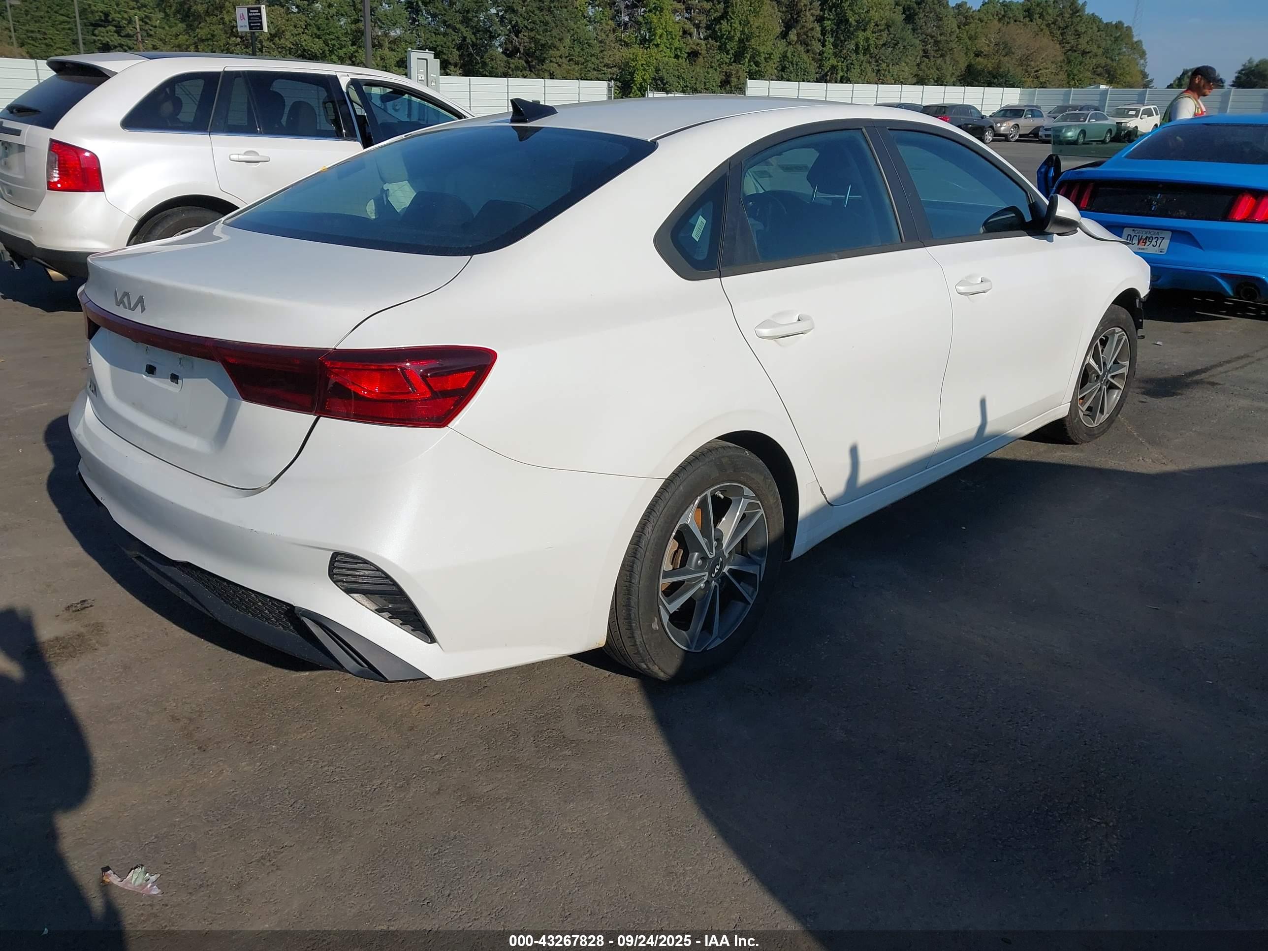 KIA FORTE image 4