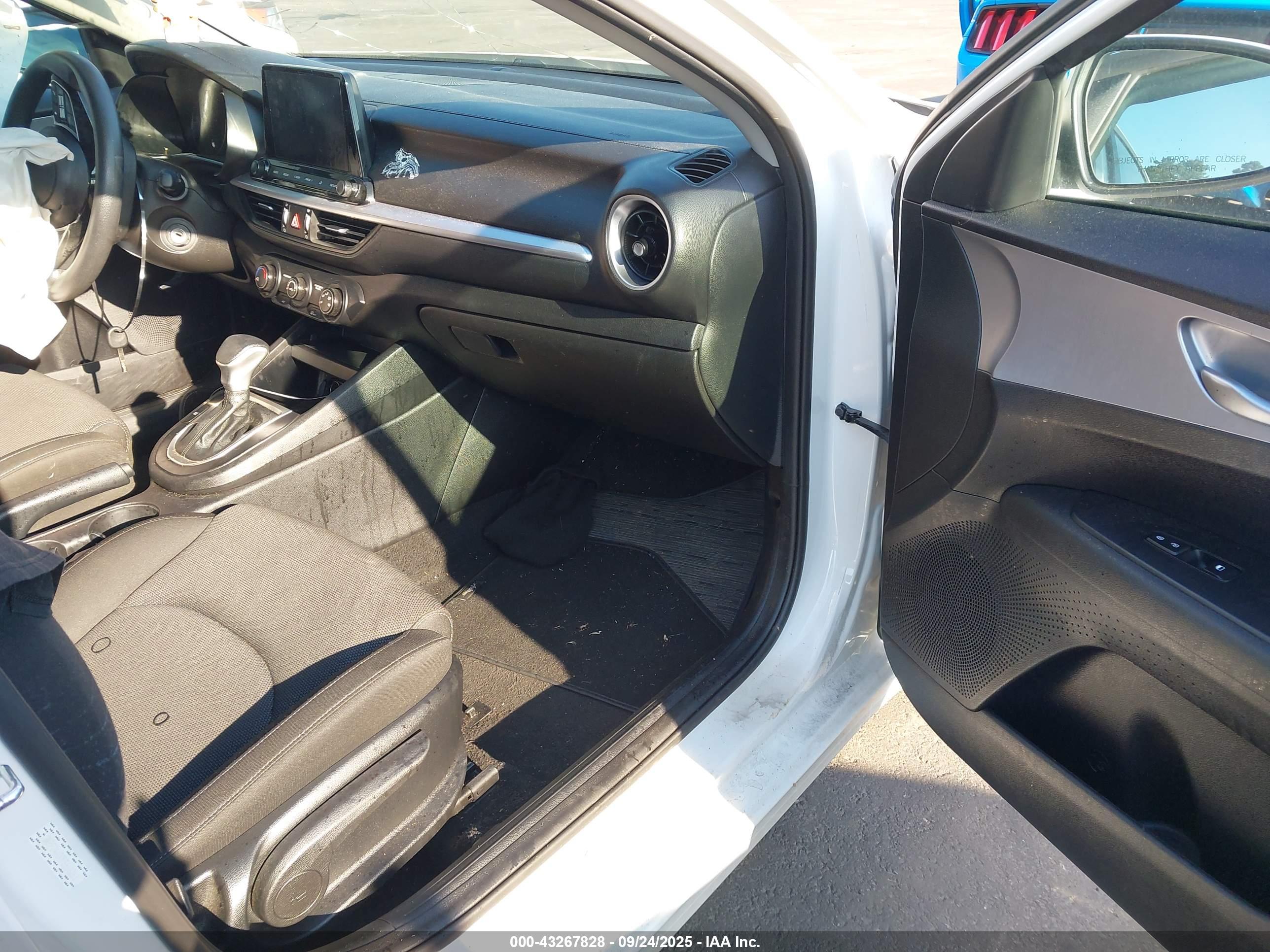 KIA FORTE image 5