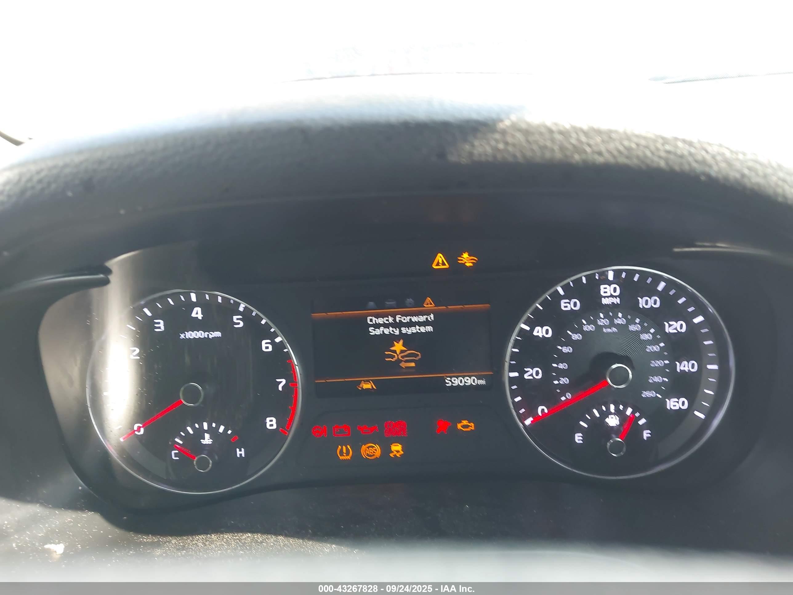 KIA FORTE image 7
