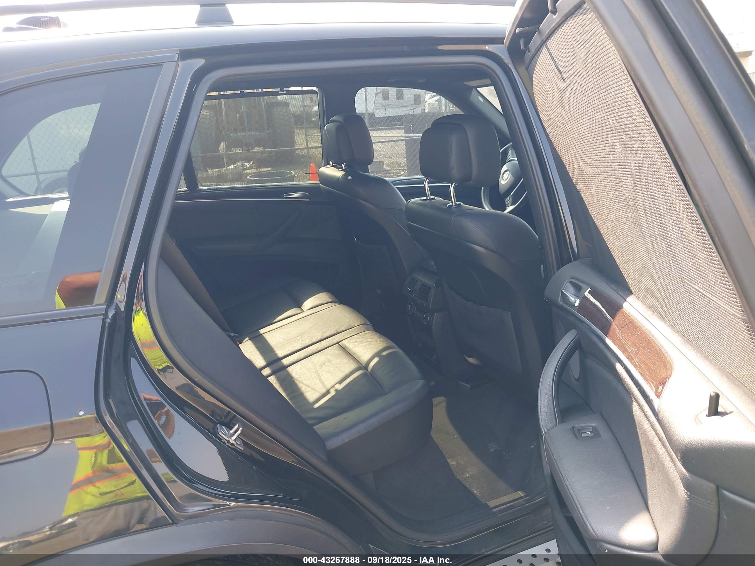 BMW X5 image 8