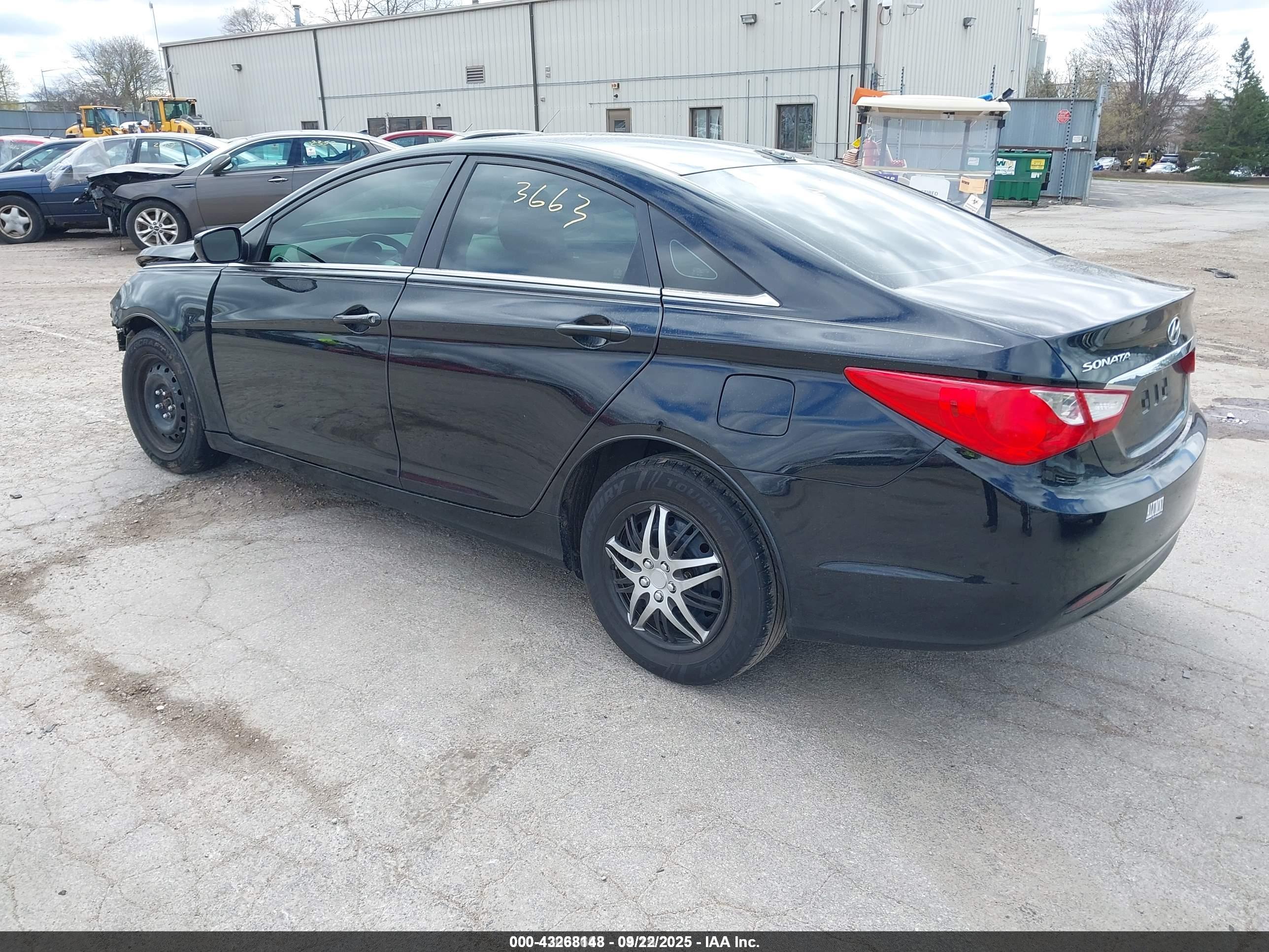 HYUNDAI SONATA image 3