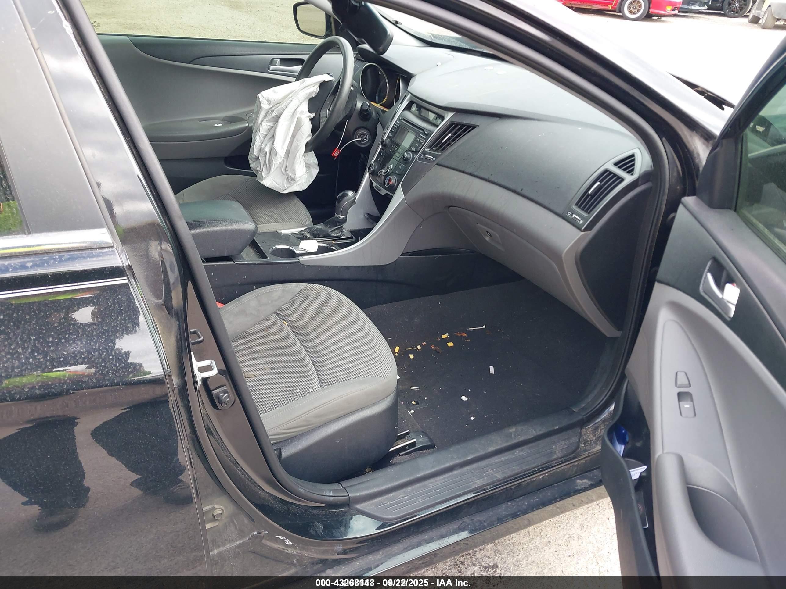 HYUNDAI SONATA image 5