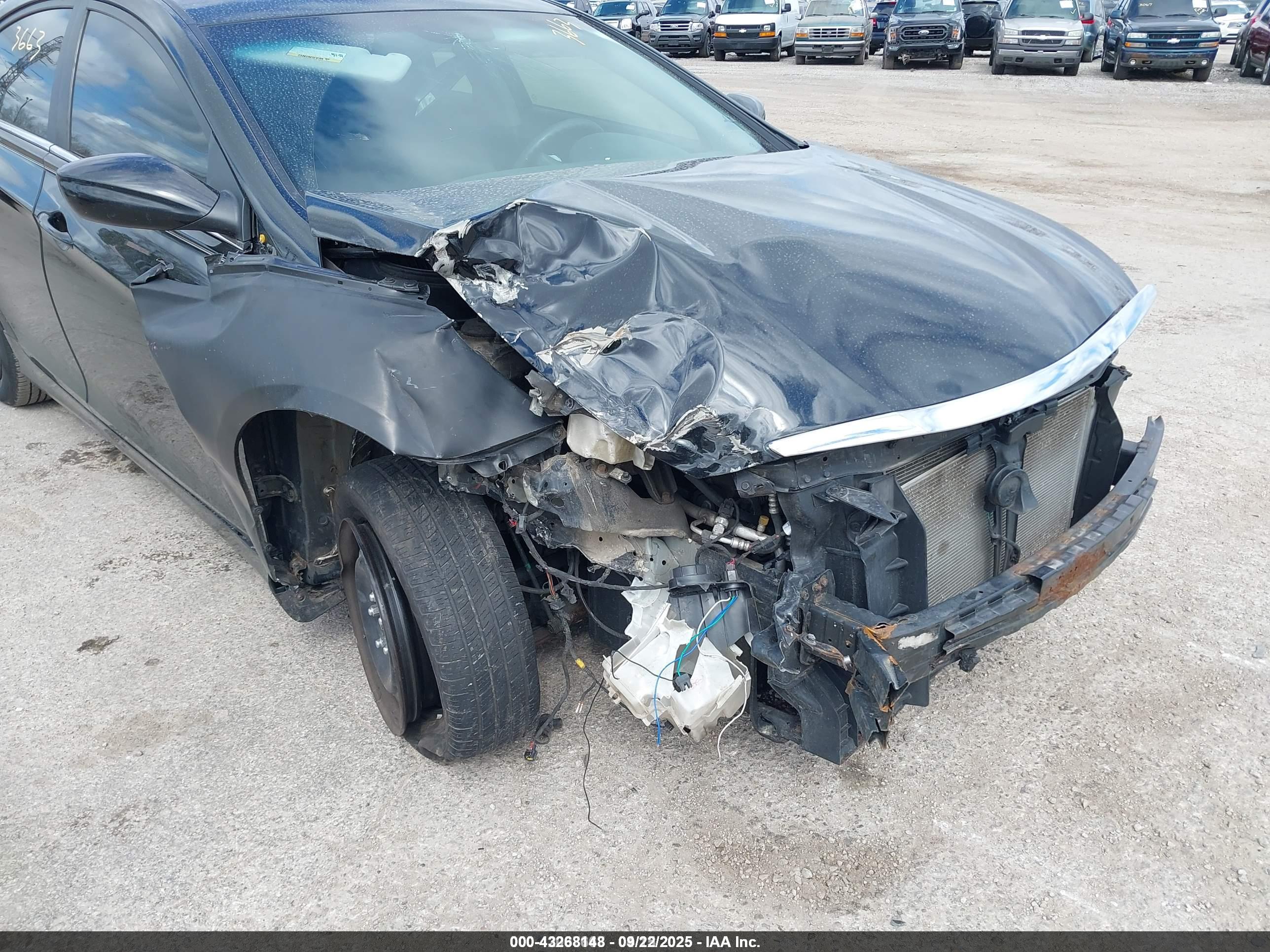 HYUNDAI SONATA image 6