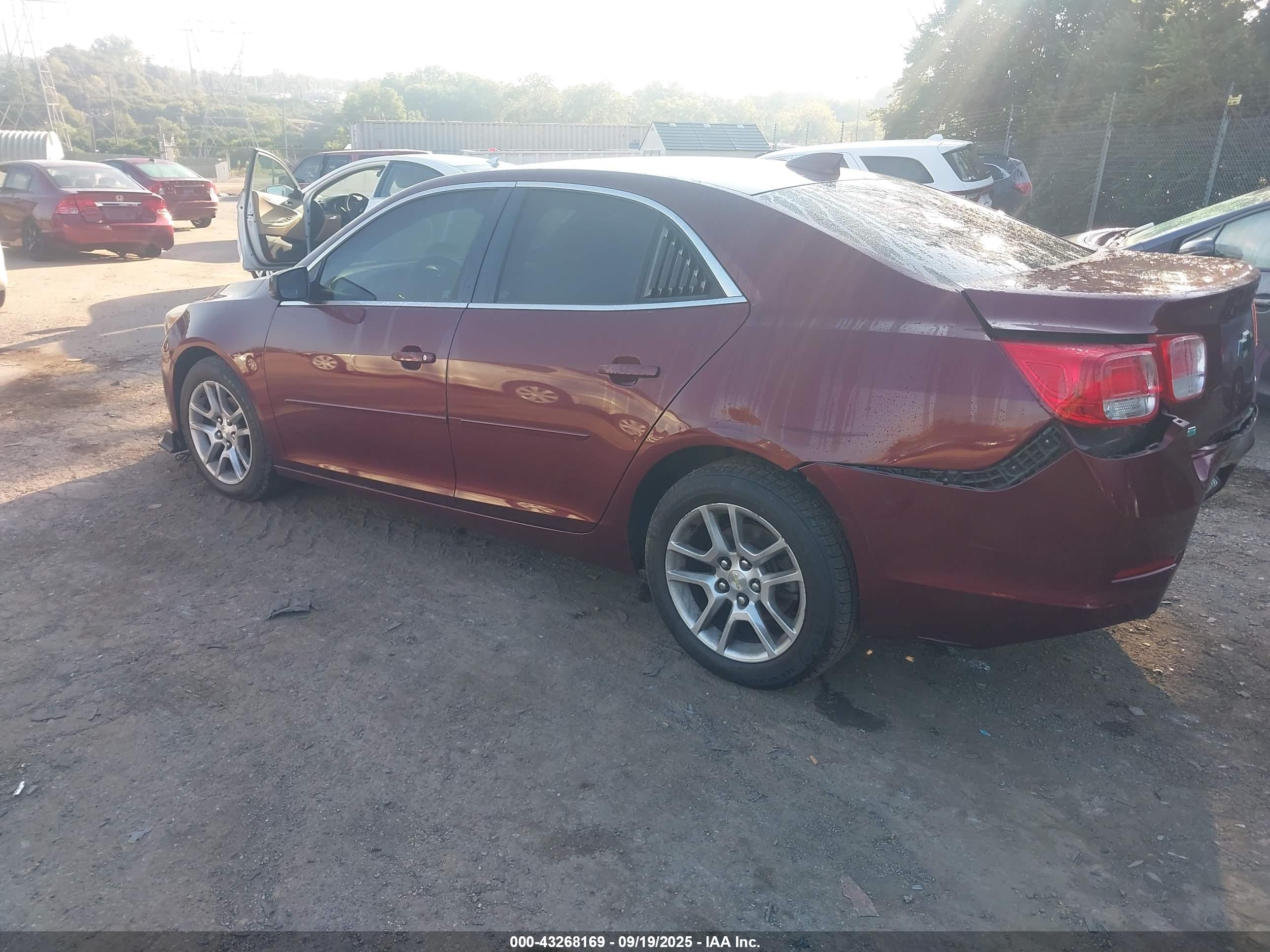 CHEVROLET MALIBU image 3