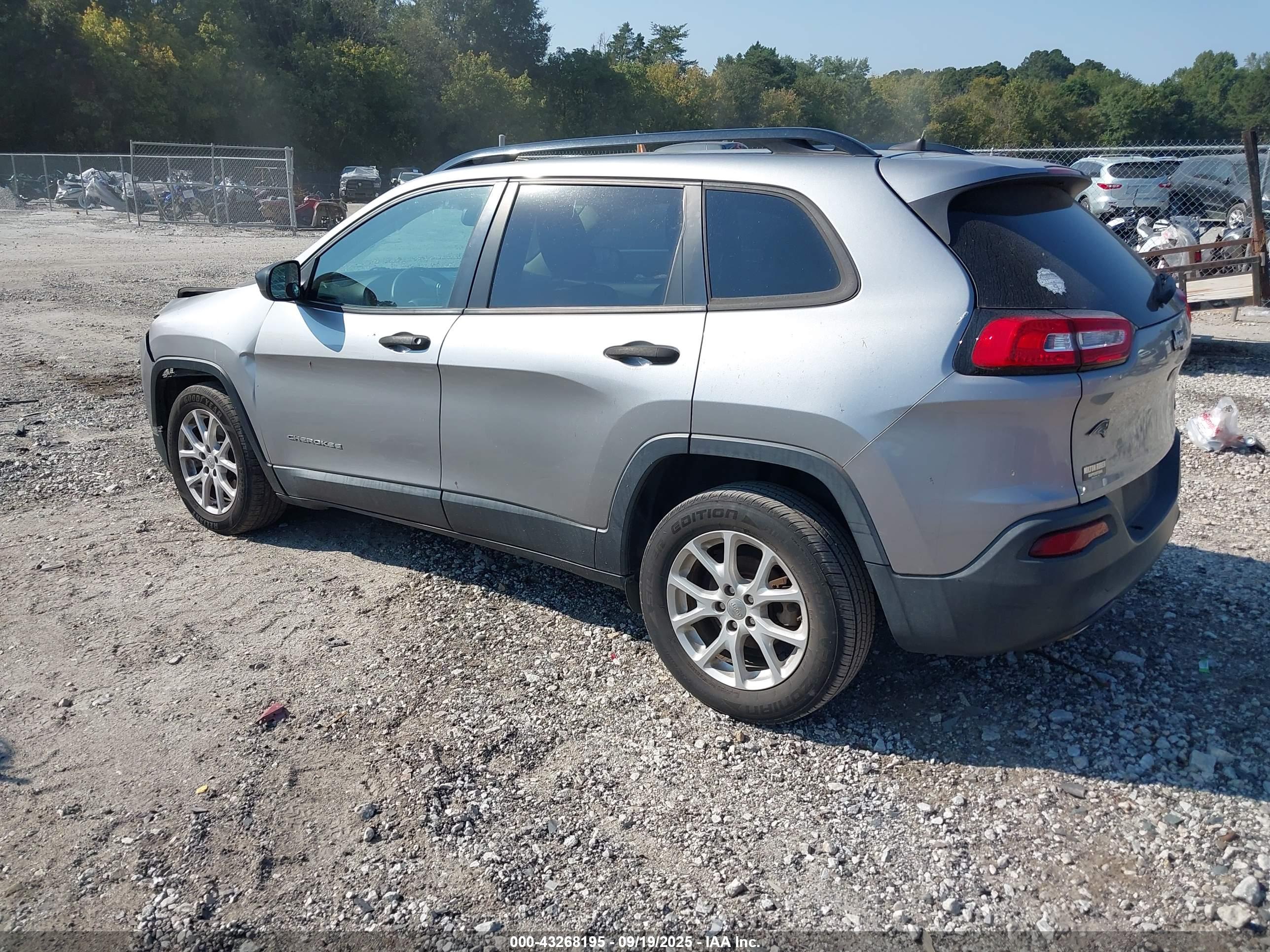 JEEP CHEROKEE image 3