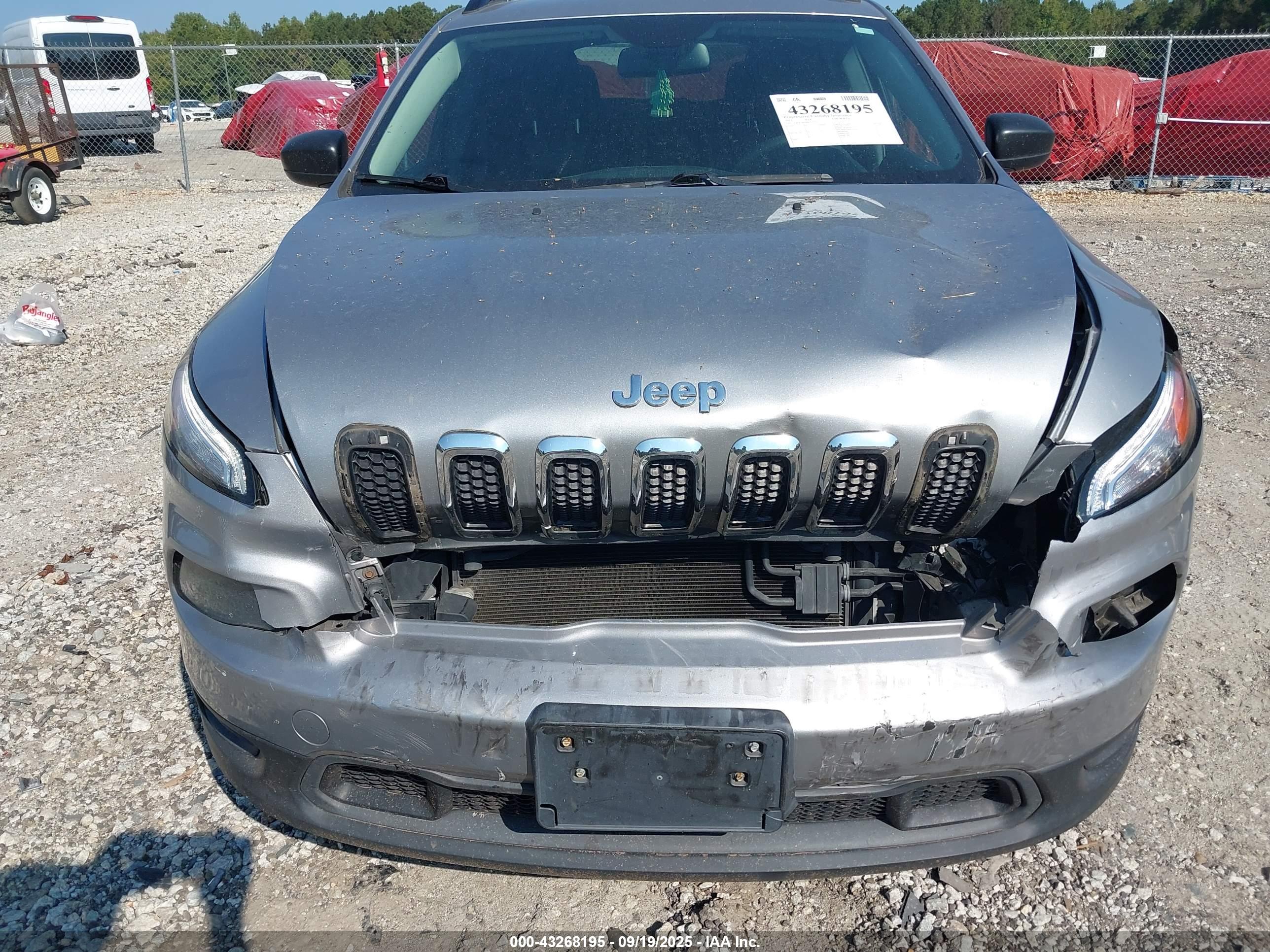 JEEP CHEROKEE image 6