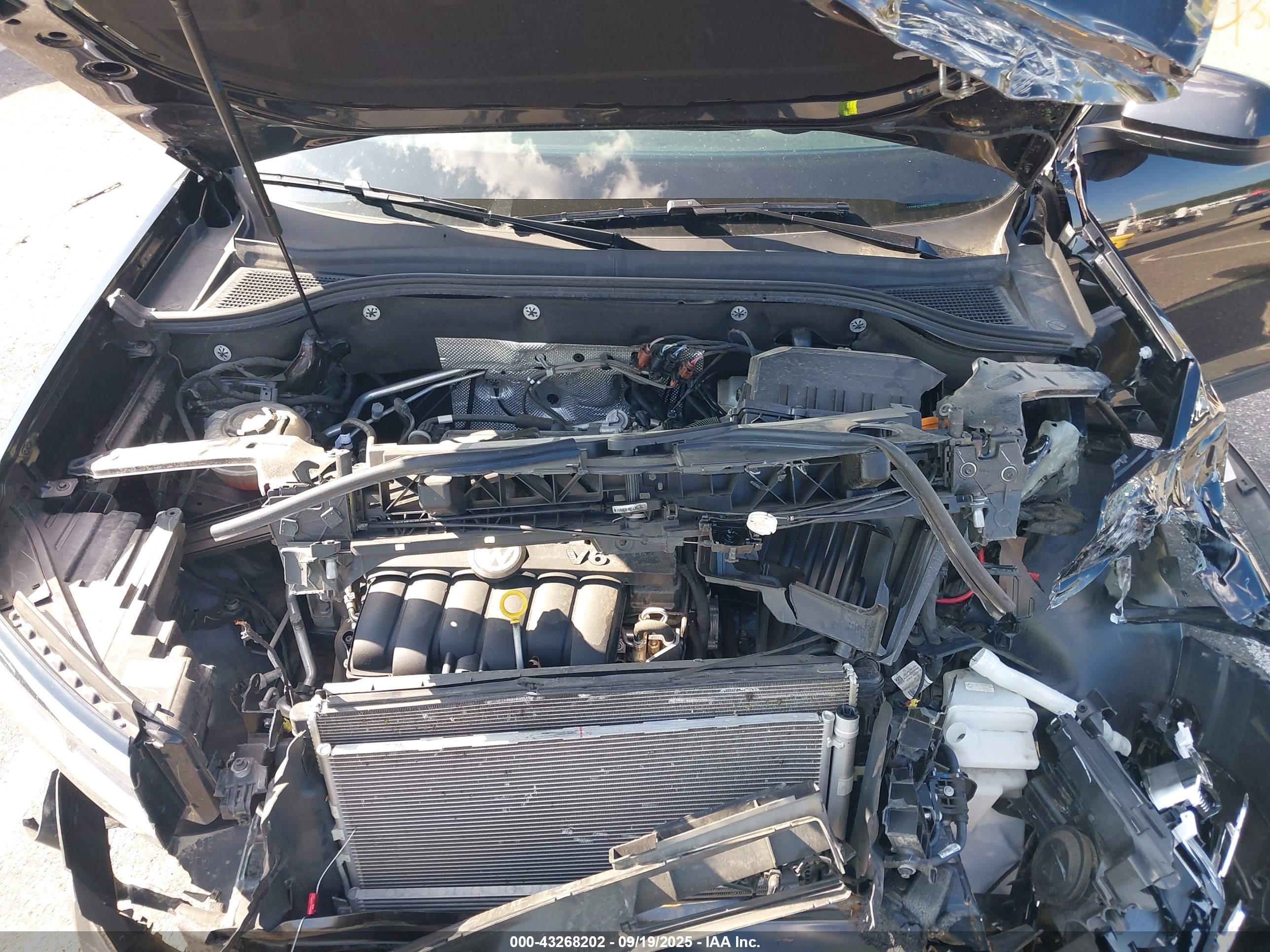 VOLKSWAGEN ATLAS image 10