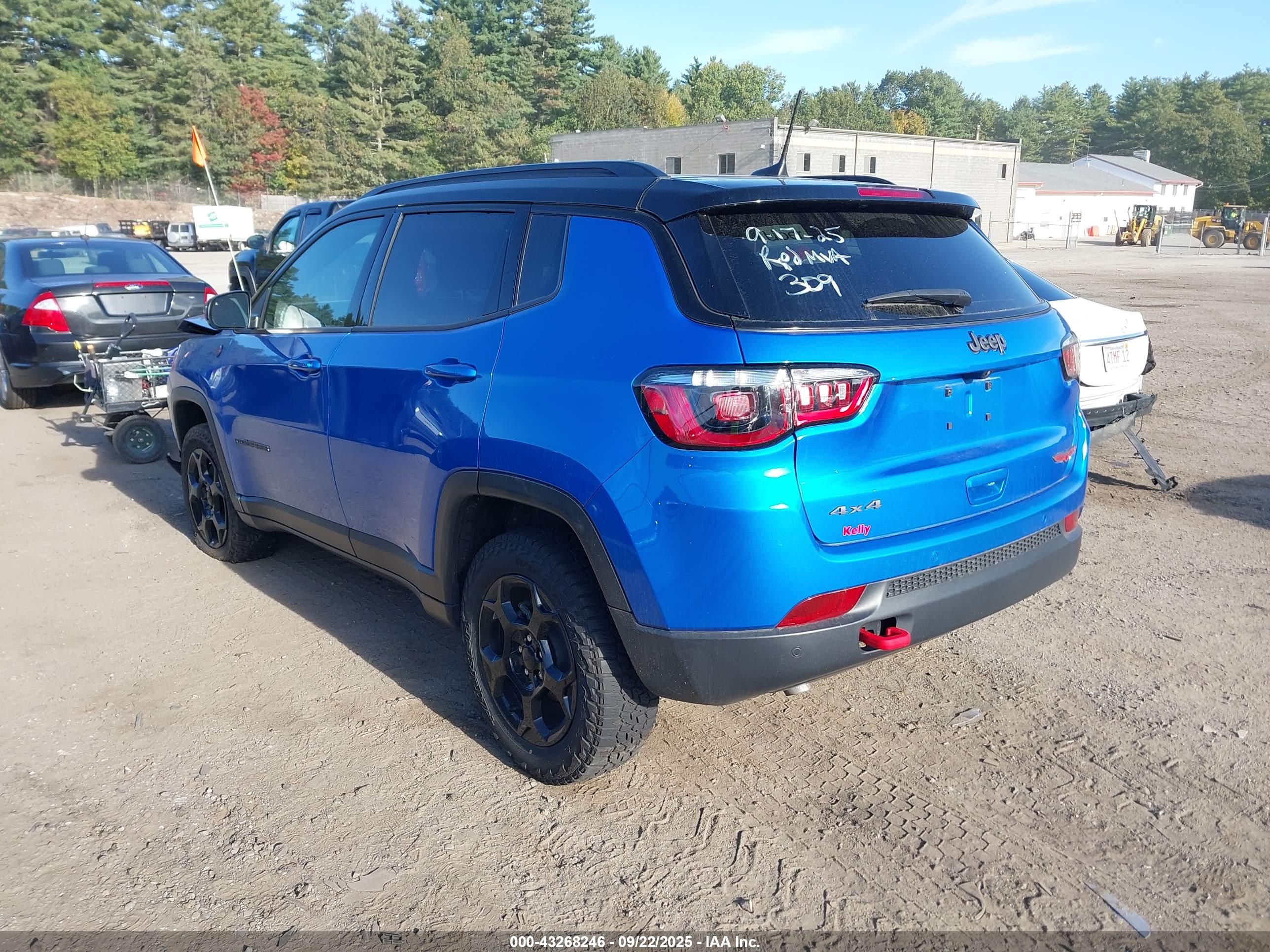 JEEP COMPASS image 3