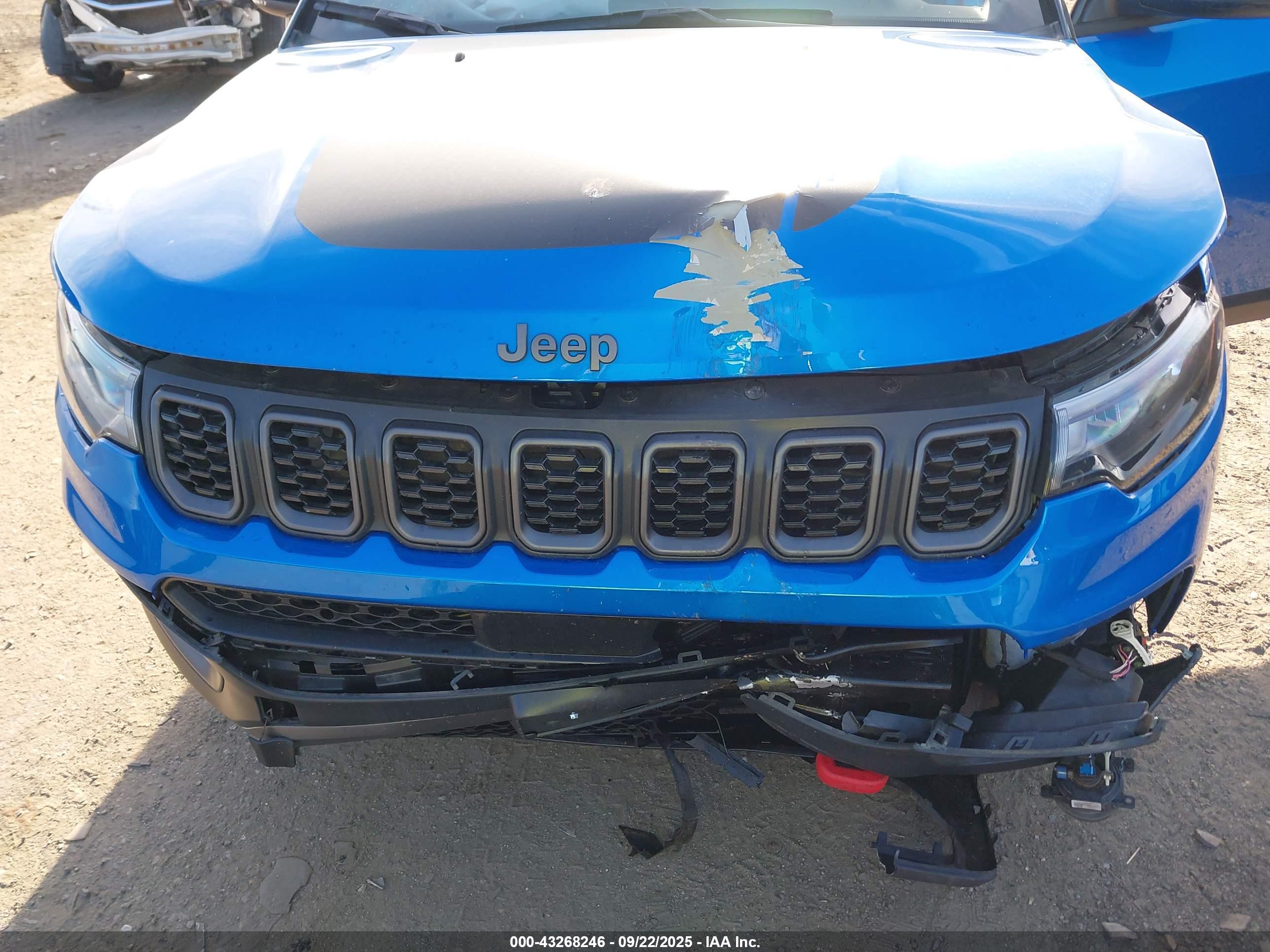 JEEP COMPASS image 6