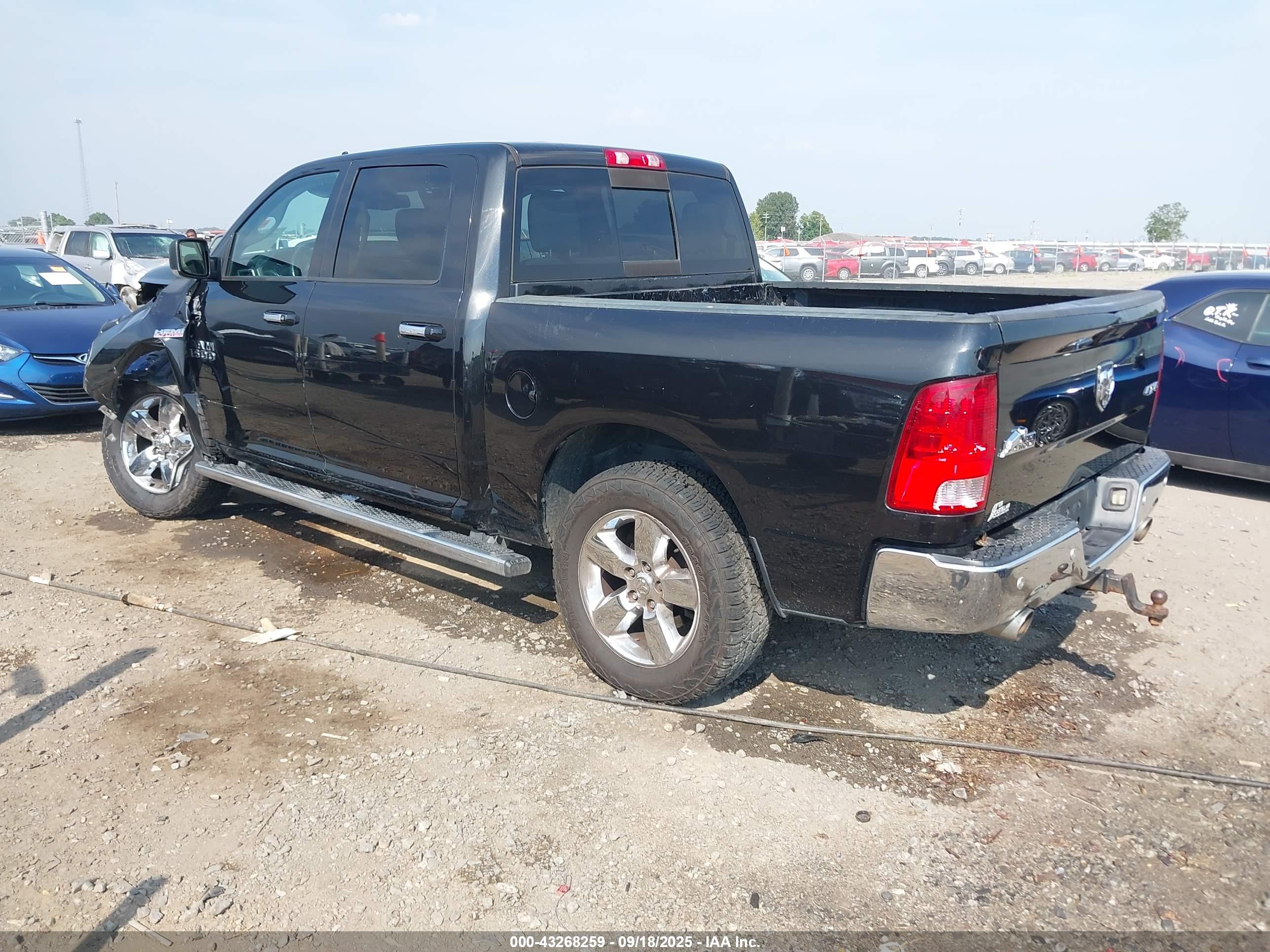 RAM 1500 image 3