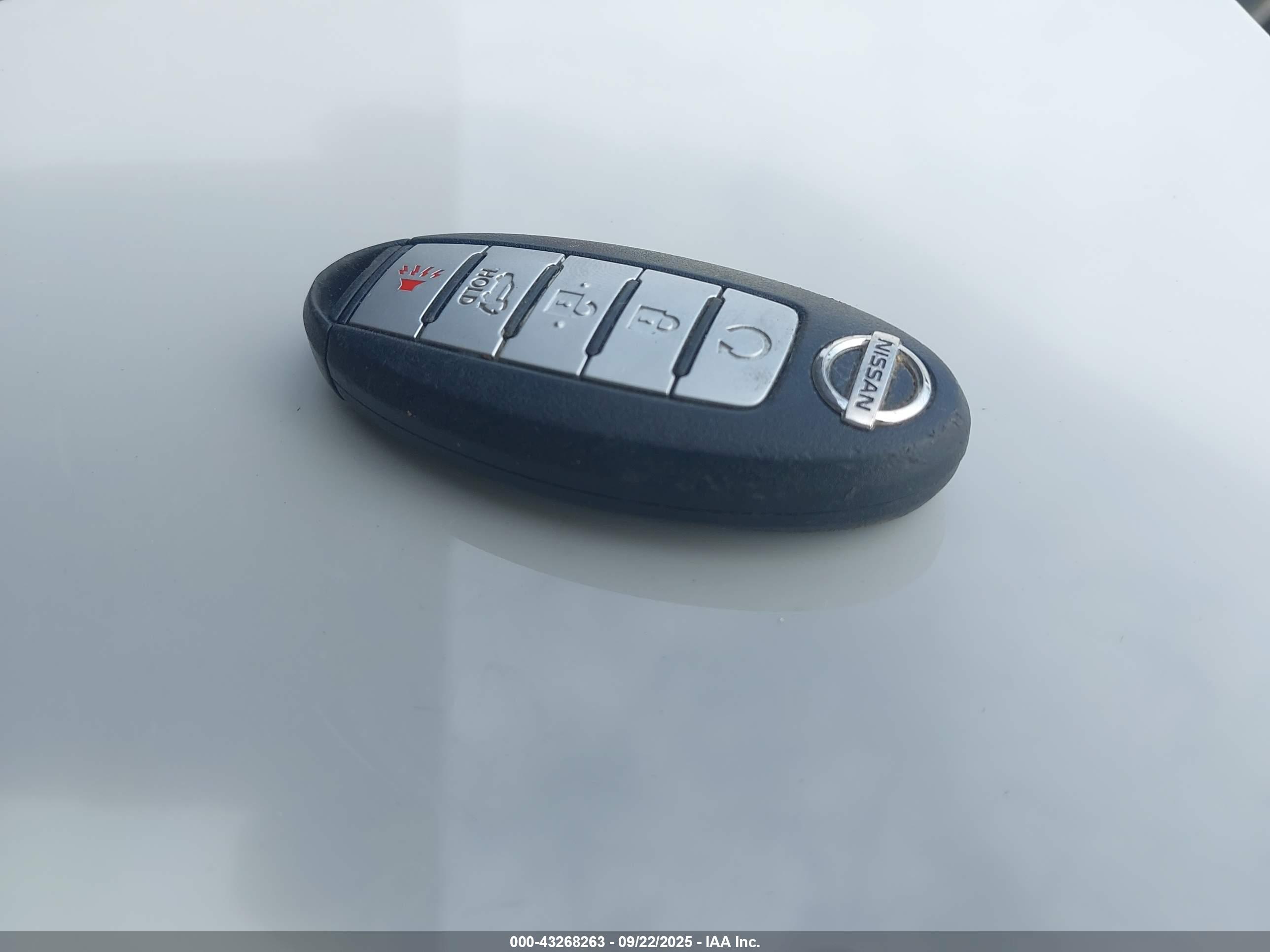 NISSAN PATHFINDER image 11