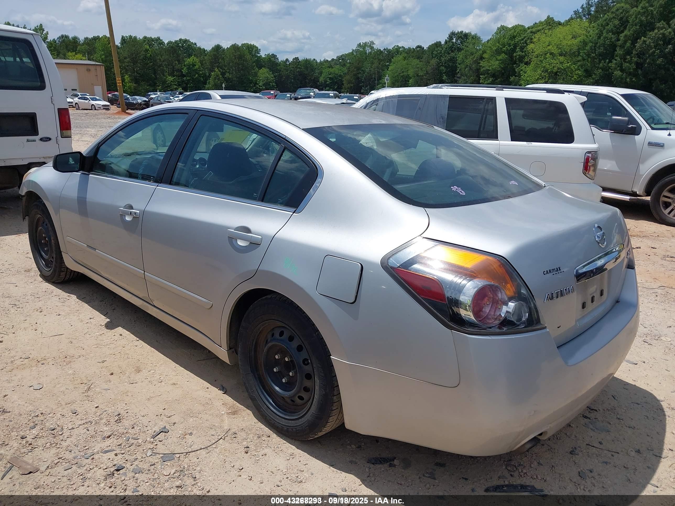 NISSAN ALTIMA image 3