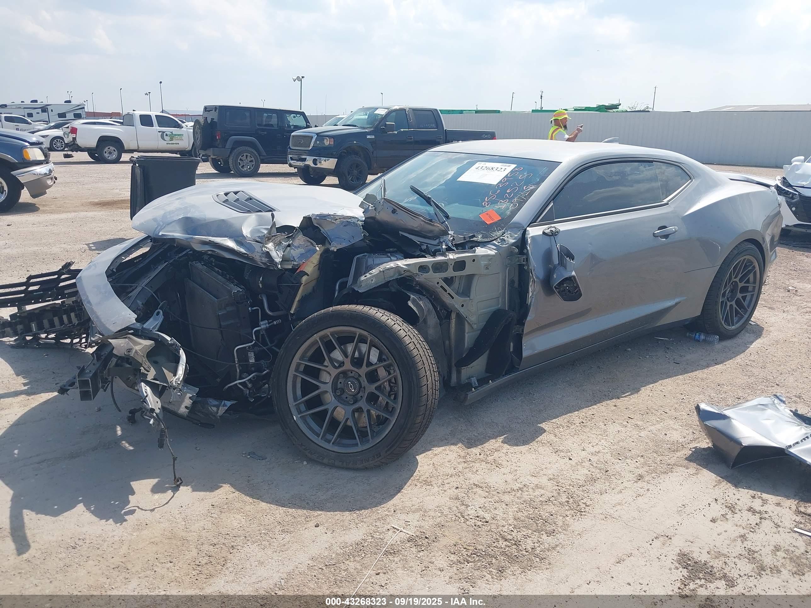 CHEVROLET CAMARO image 2