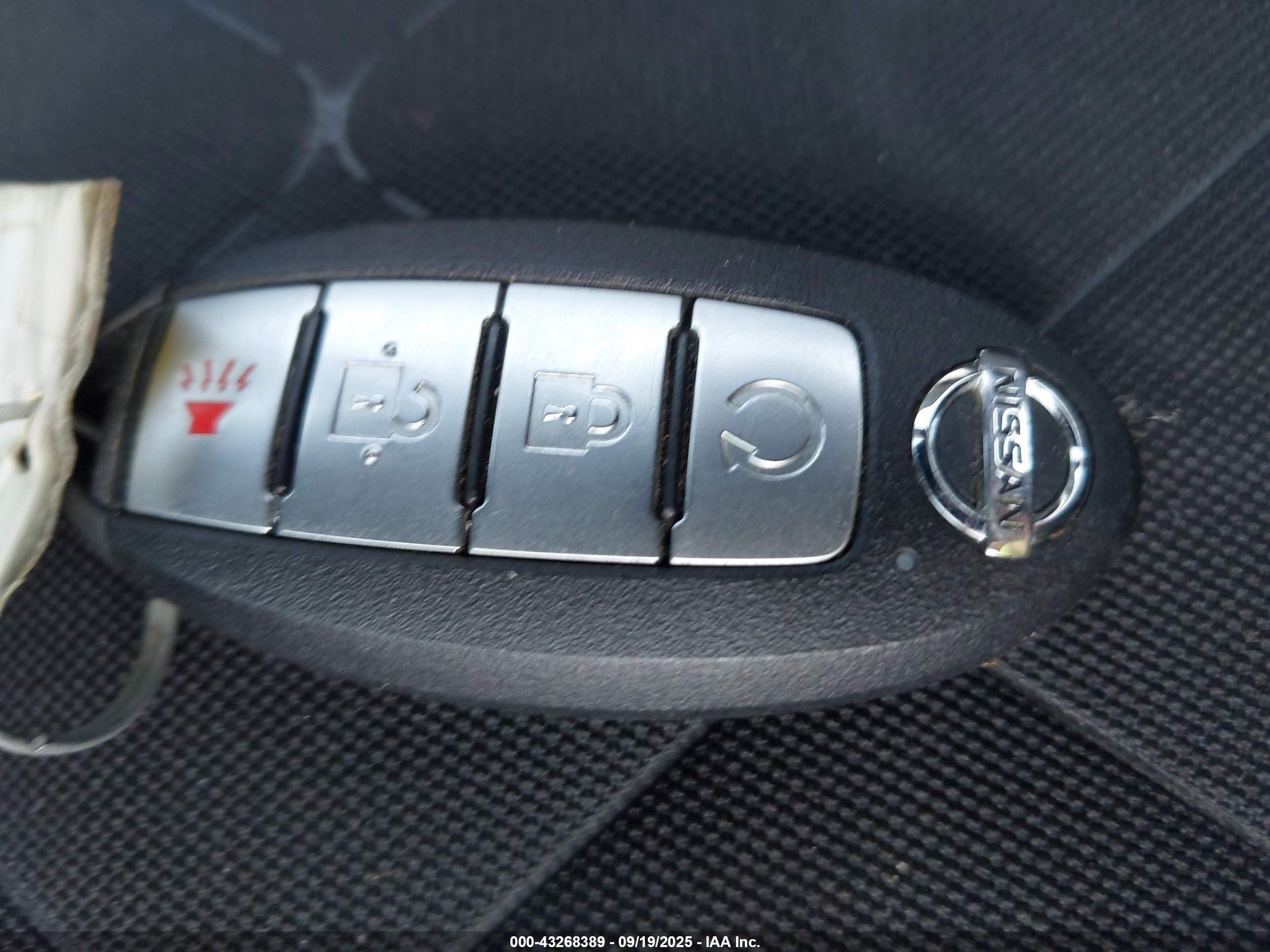 NISSAN KICKS image 11